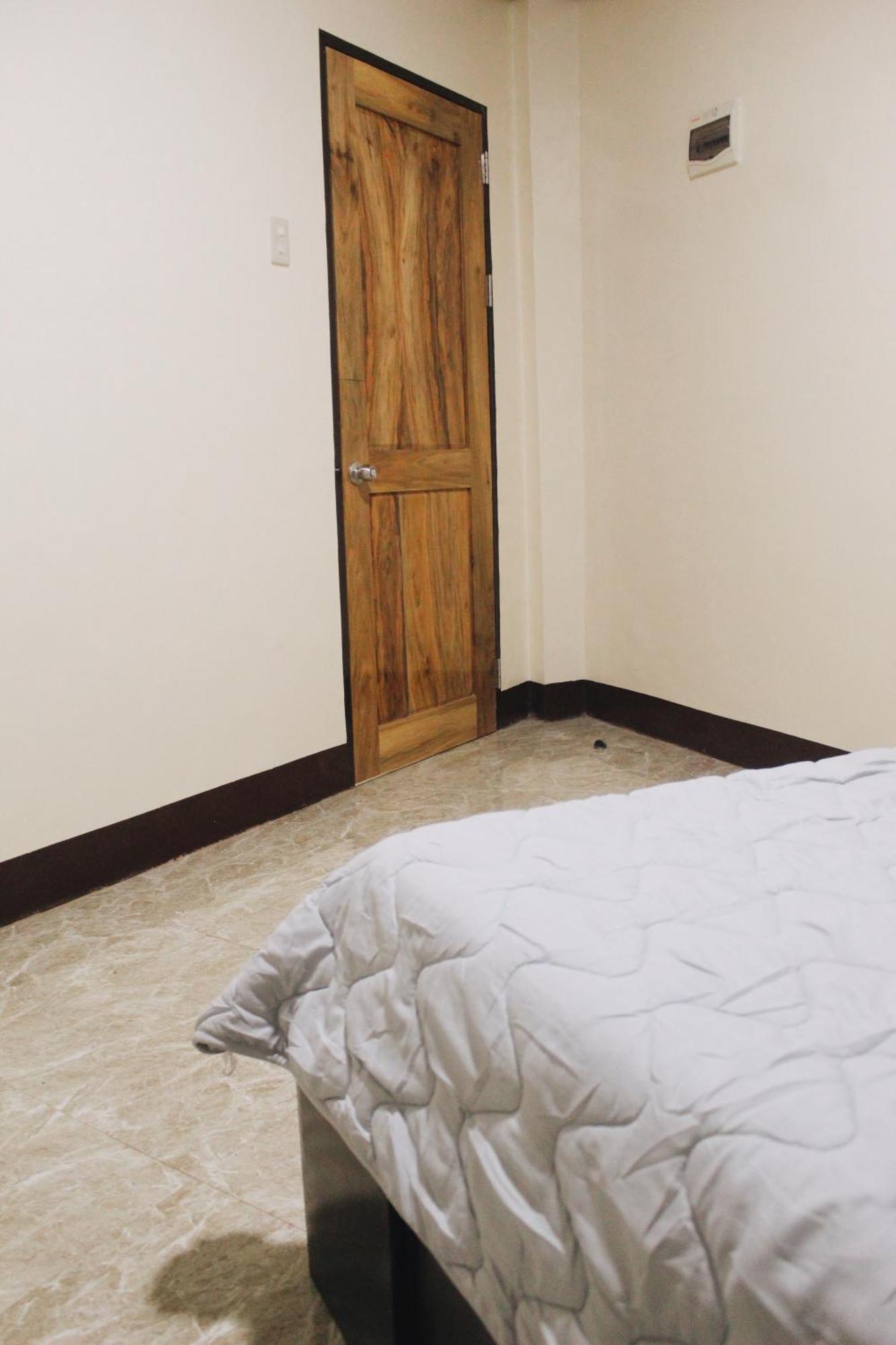 Fast Wi-fi, Near Beaches & Cozy Affordable Aparthotel *
