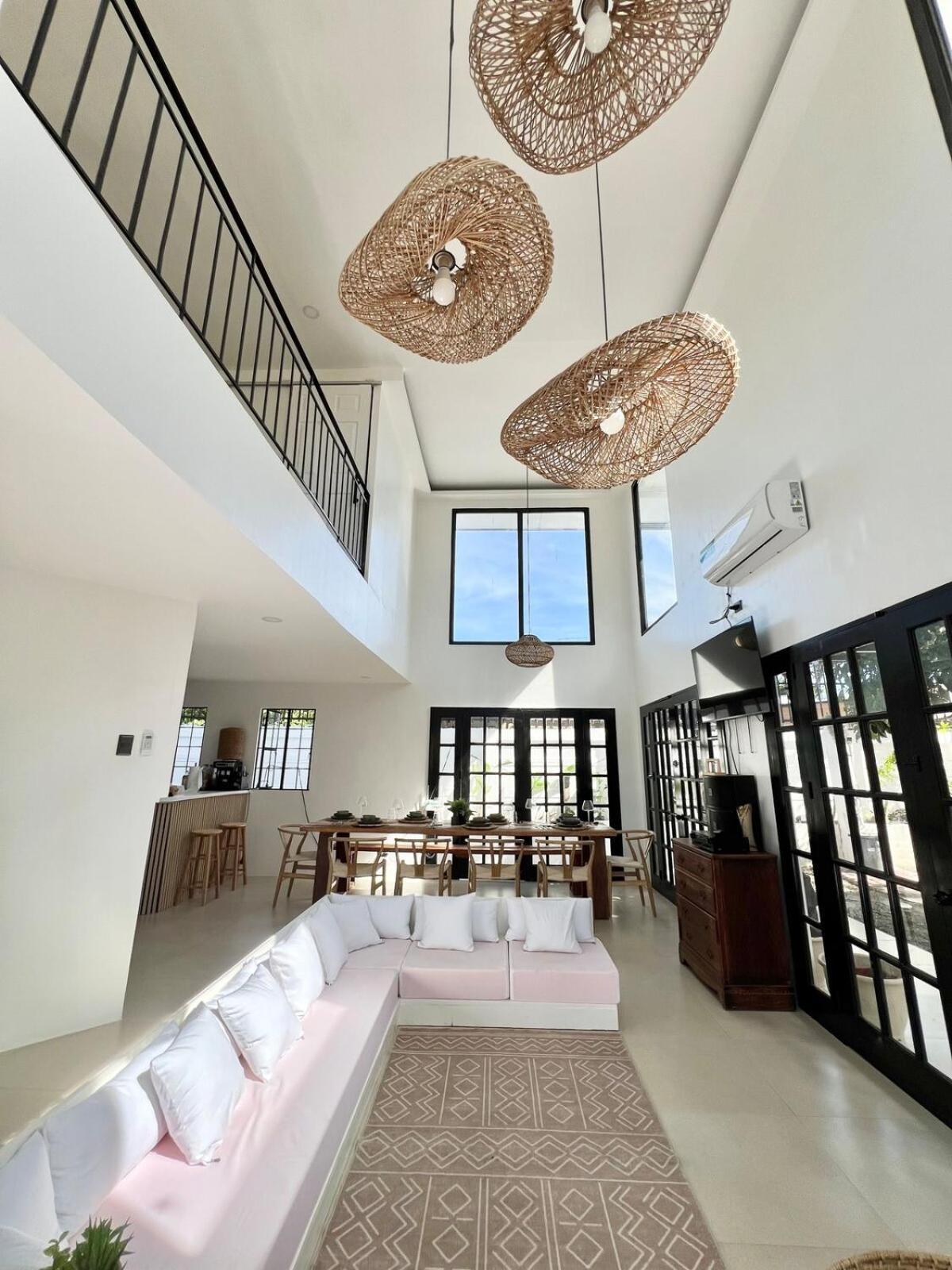 New Exclusive Luxury Pool Villaa Bahay bakasyunan