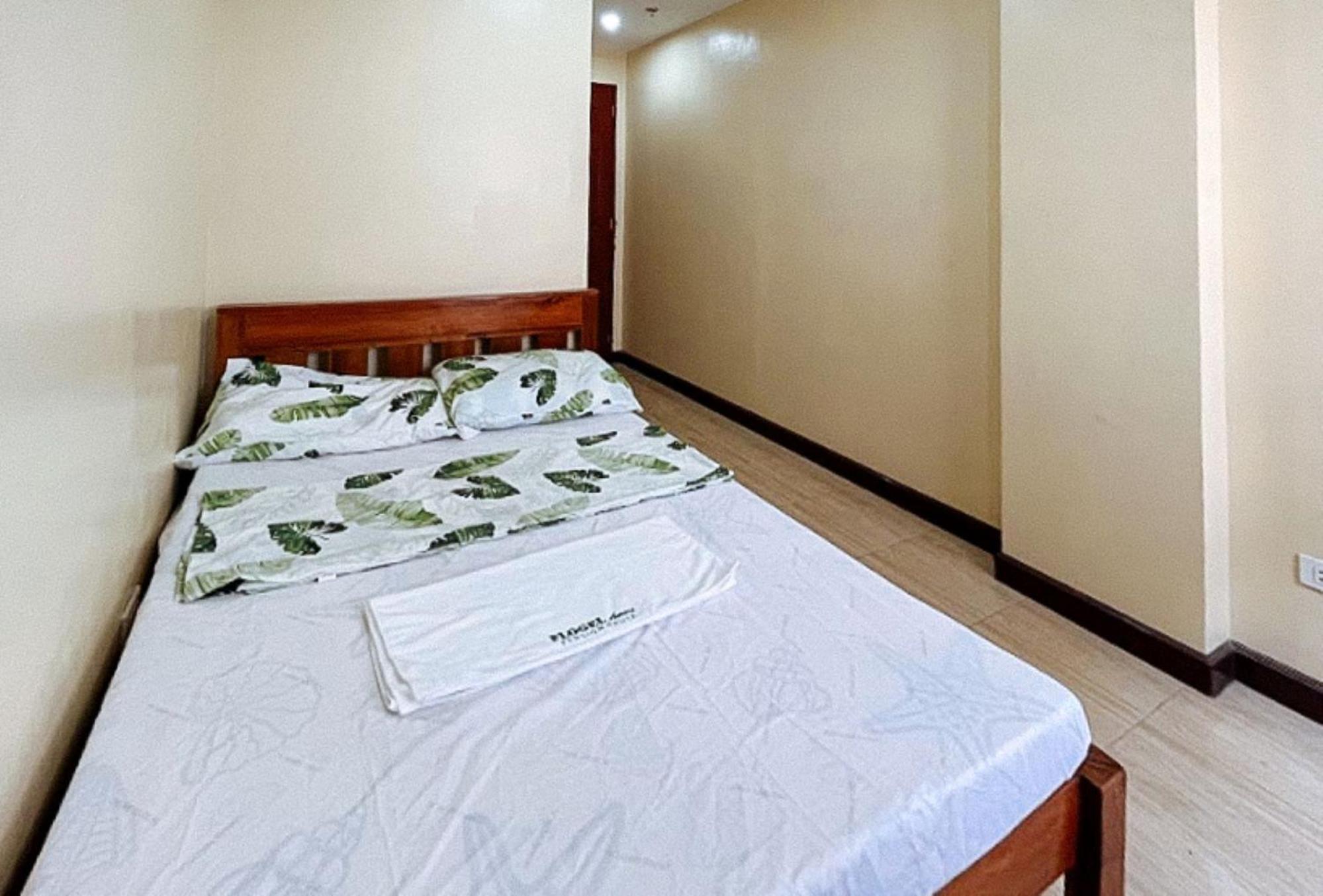 Hotel Flogel House *