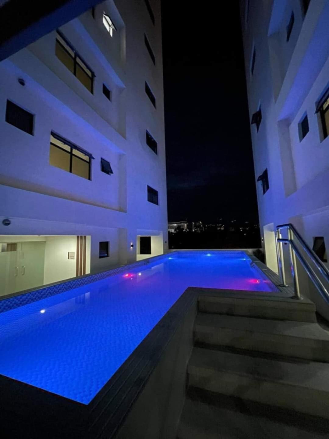 Cebu Midpoint Residences Free Netflix And Pool Access Mandaue City