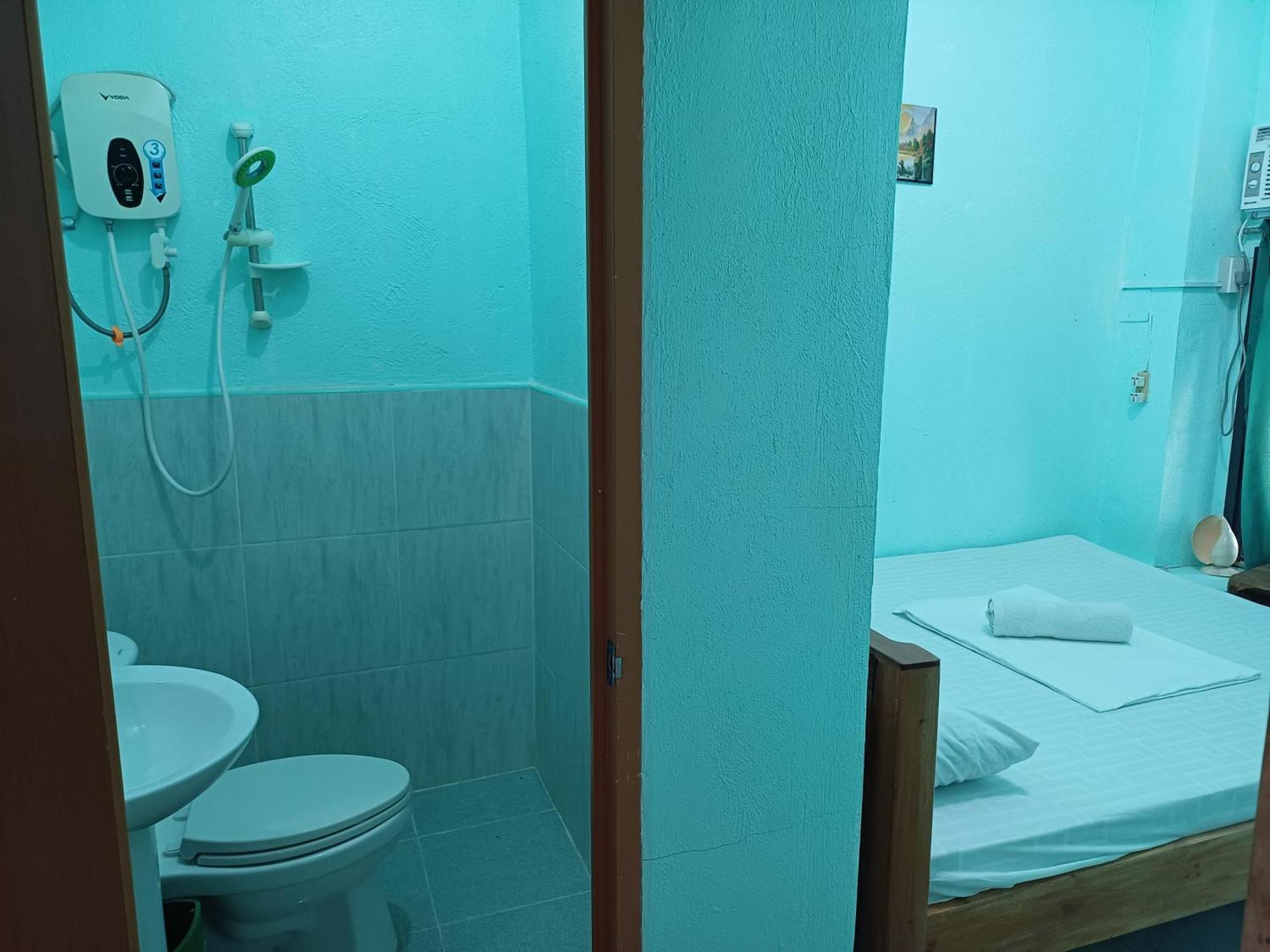 Arm Souvenir Shop&lodge Homestay Moalboal