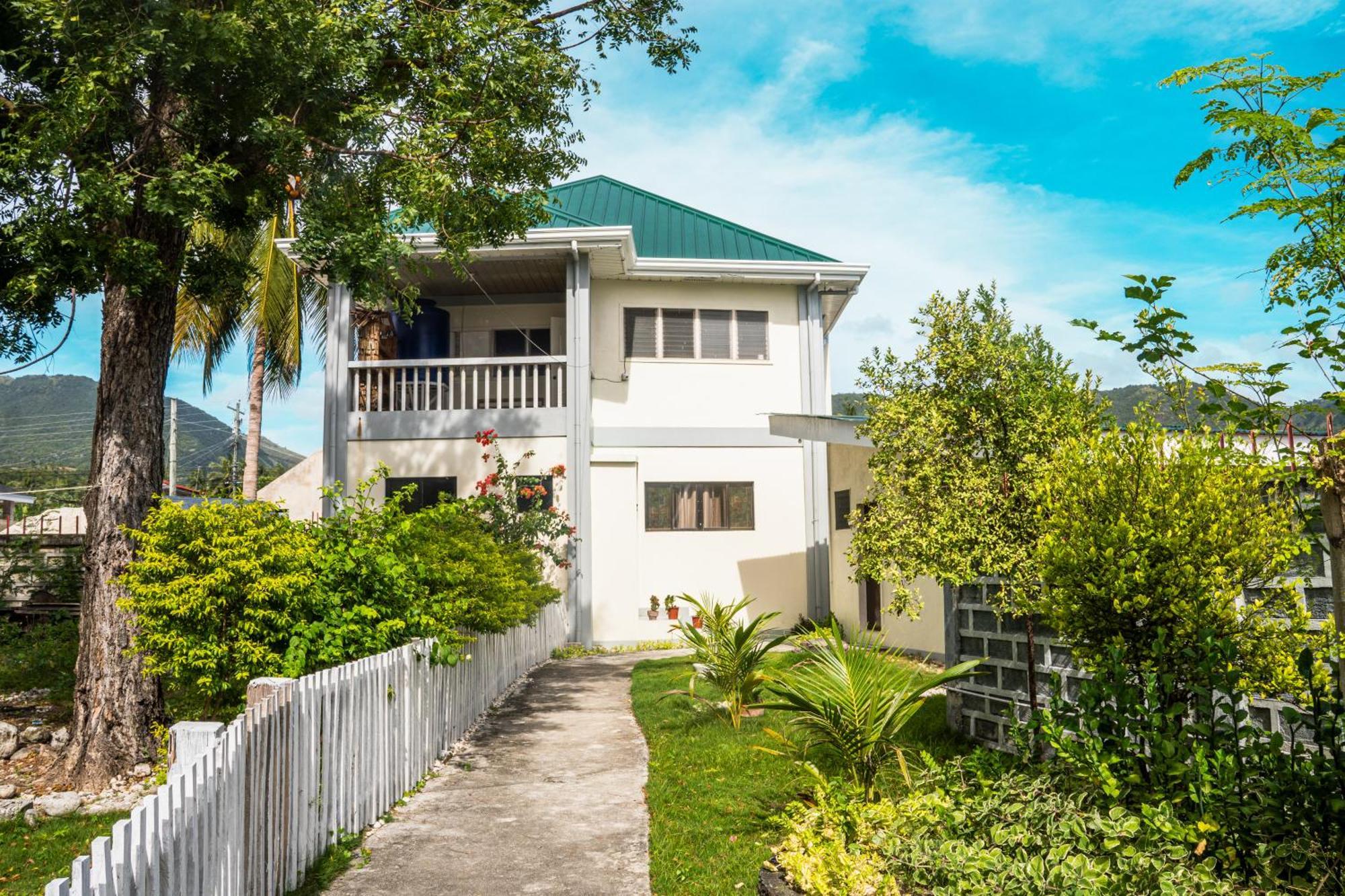 Golda Coast - 4*