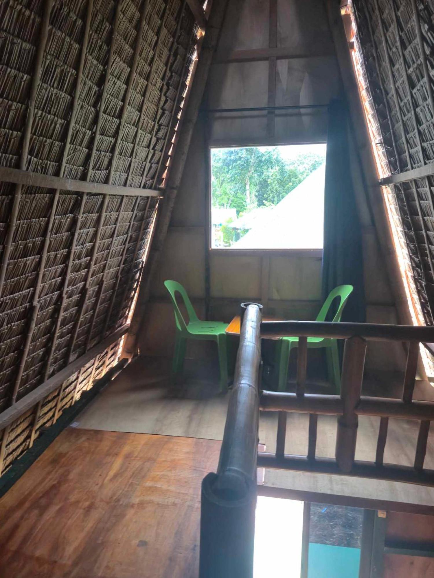 Resort Nirvana Bamboo & Dive