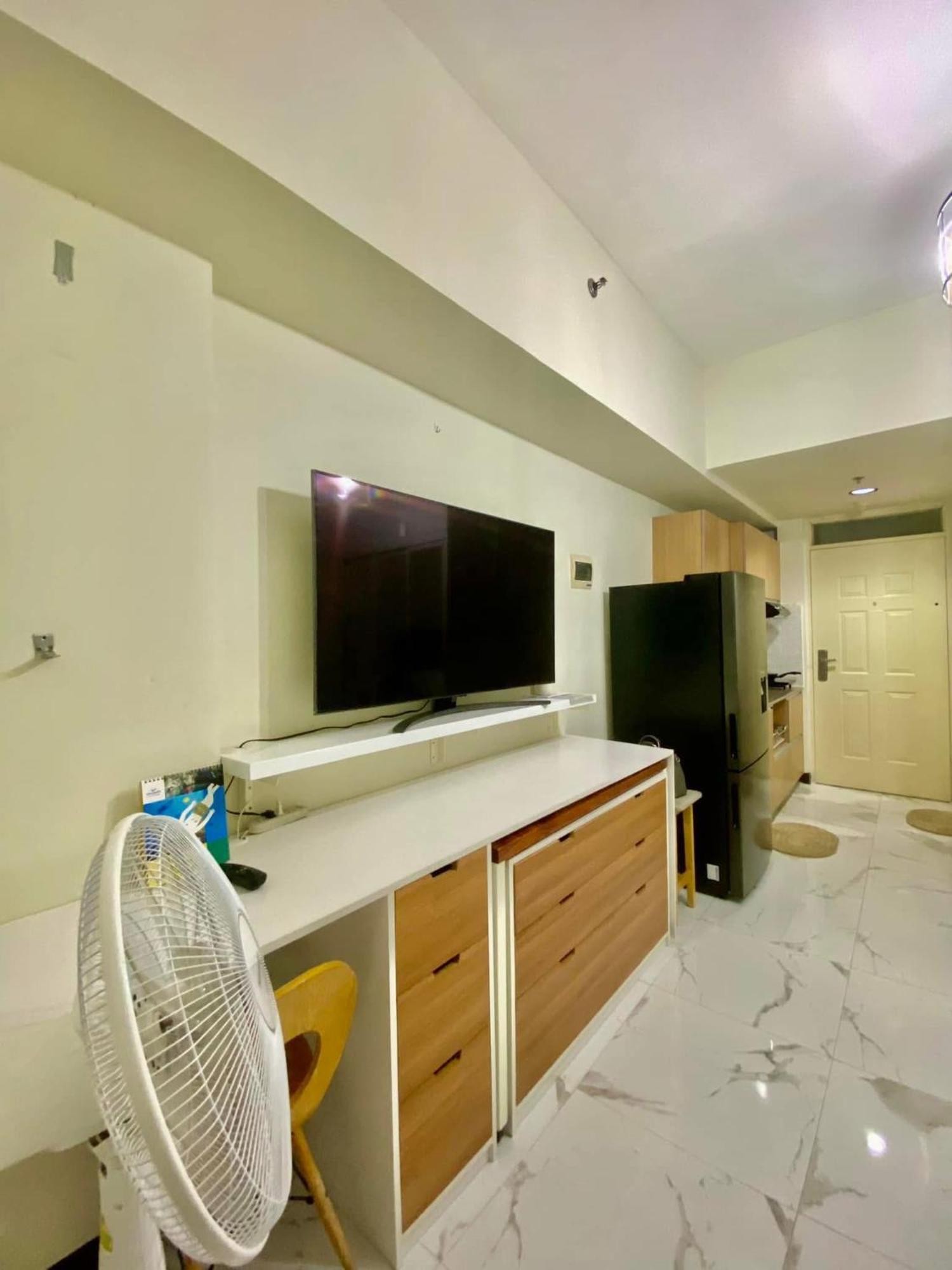 Eunice Place Apartment *