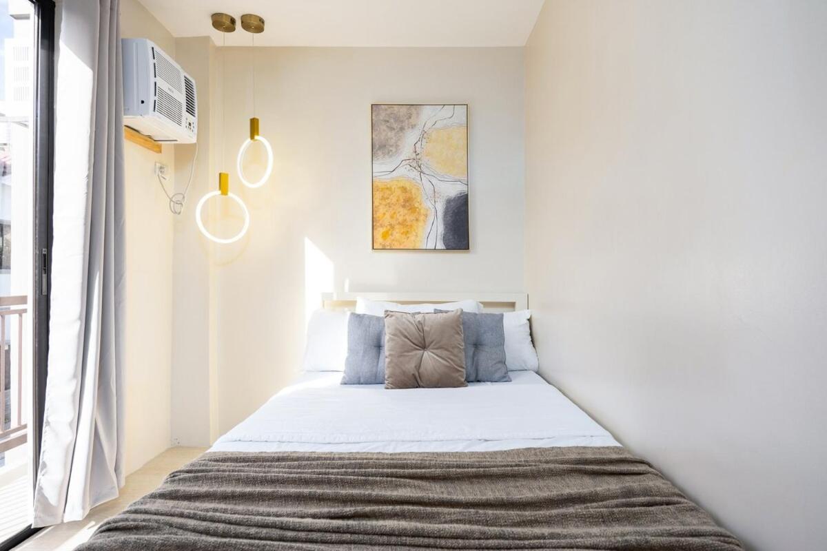 Apartment Fully Furnished 3br House In With Parking And Washer