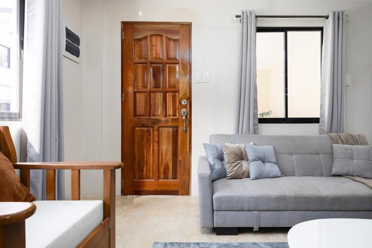 Apartment Fully Furnished 3br House In With Parking And Washer