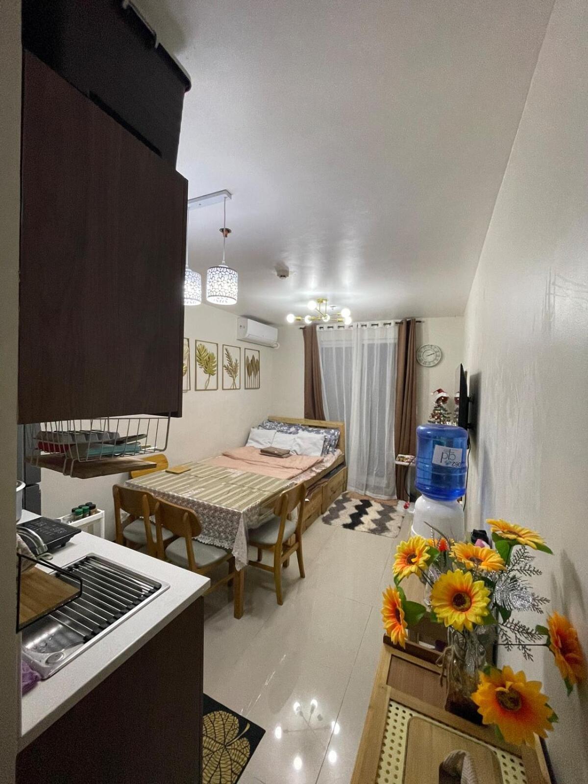 Cozee Staycations Apartment Lapu-Lapu City