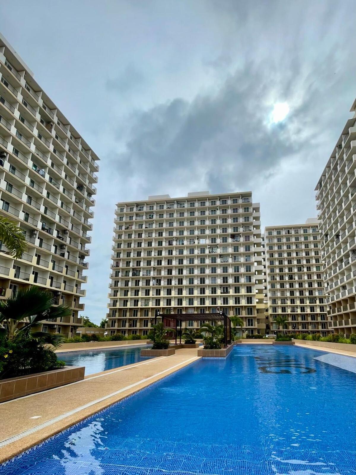 Cozee Staycations Lapu-Lapu City