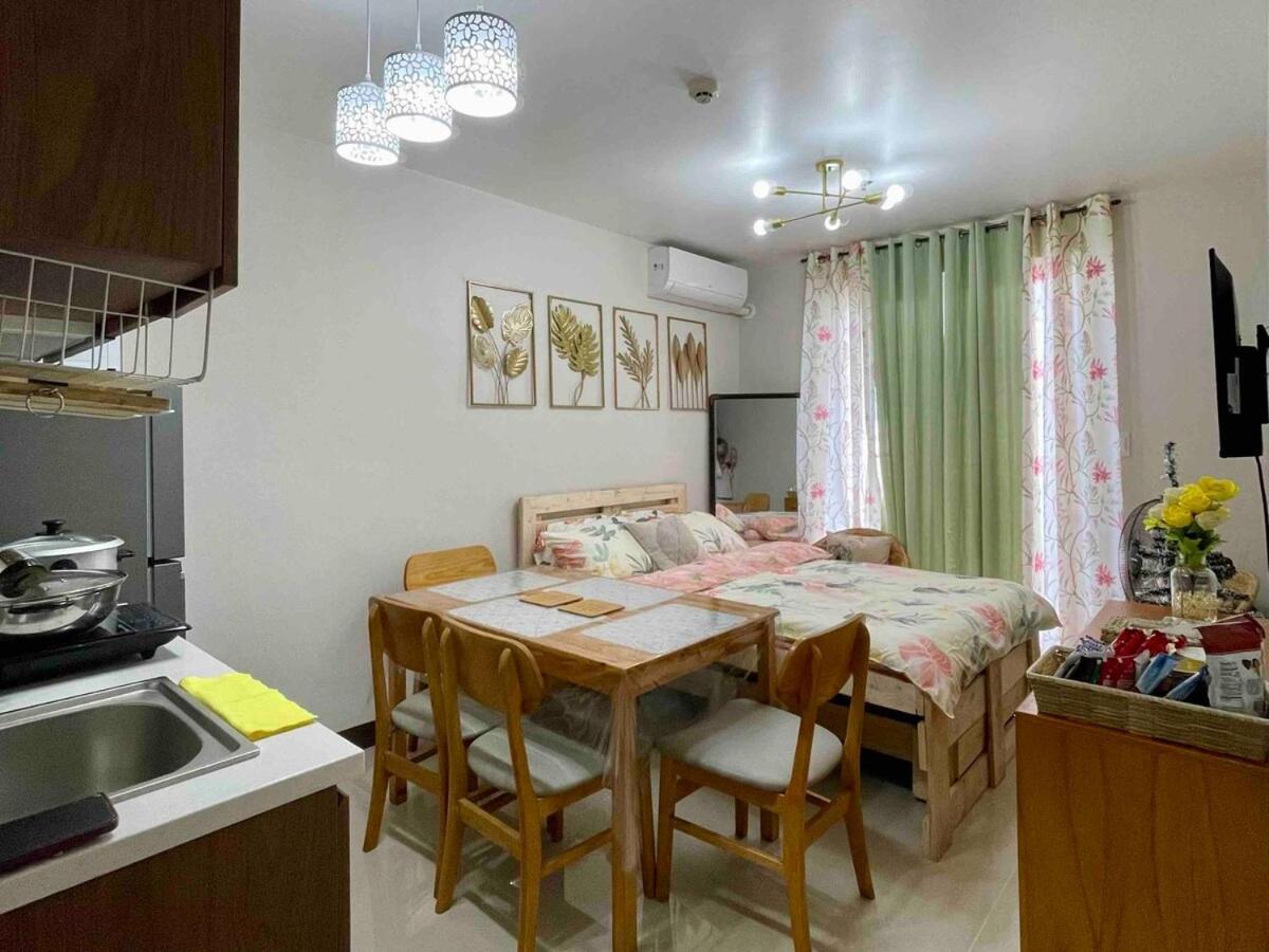 Cozee Staycations * Lapu-Lapu City