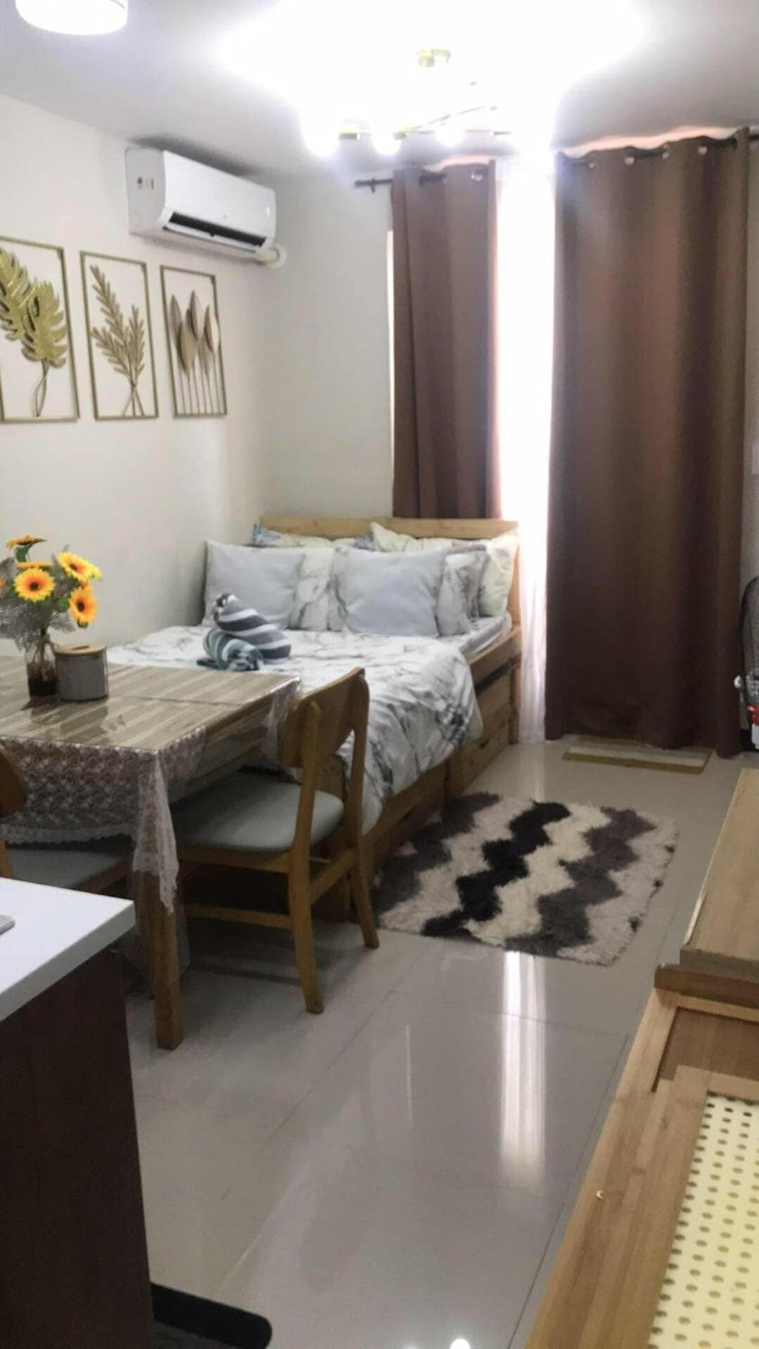 Apartment Cozee Staycations Lapu-Lapu City