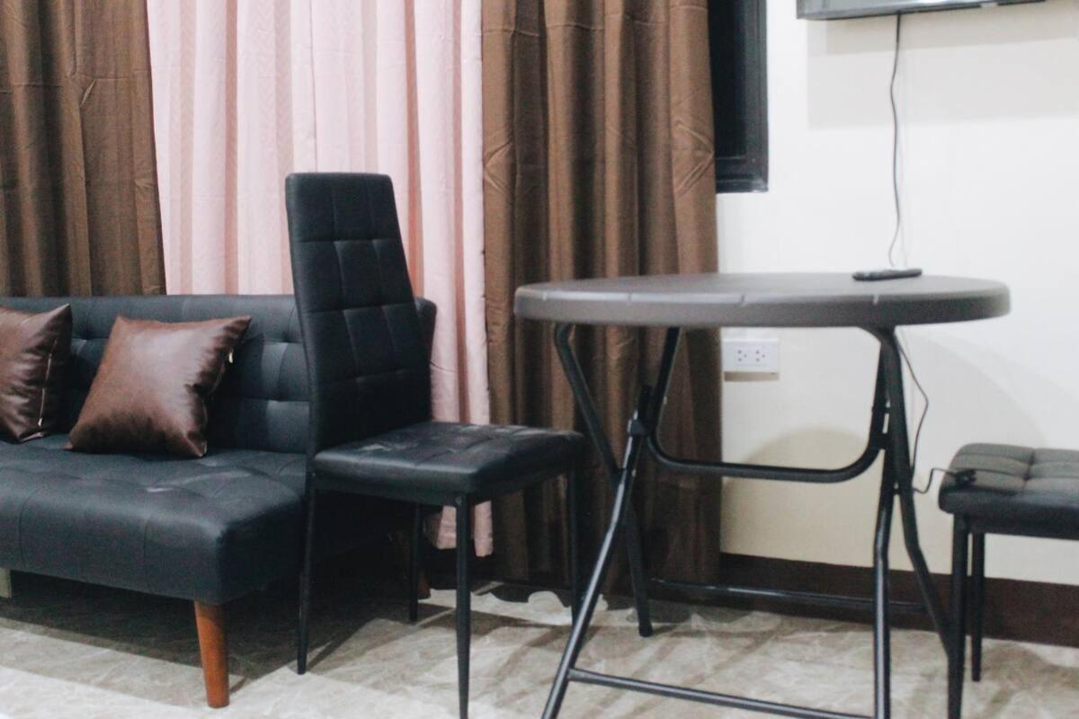 Aparthotel Fast Wi-fi, Near Beaches & Cozy Affordable Lapu-Lapu City