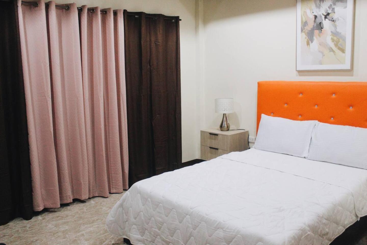 Fast Wi-fi, Near Beaches & Cozy Affordable Aparthotel Lapu-Lapu City