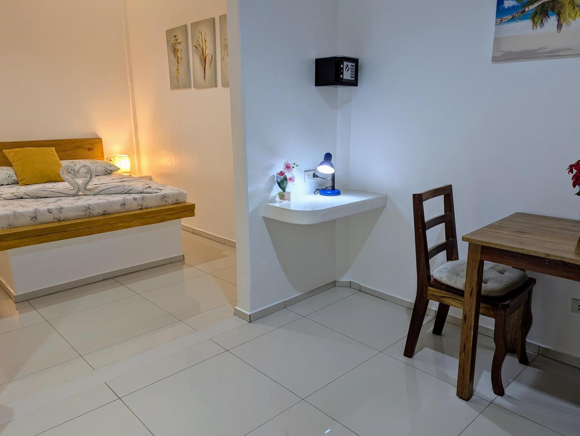 Guest house Astillo's 3*