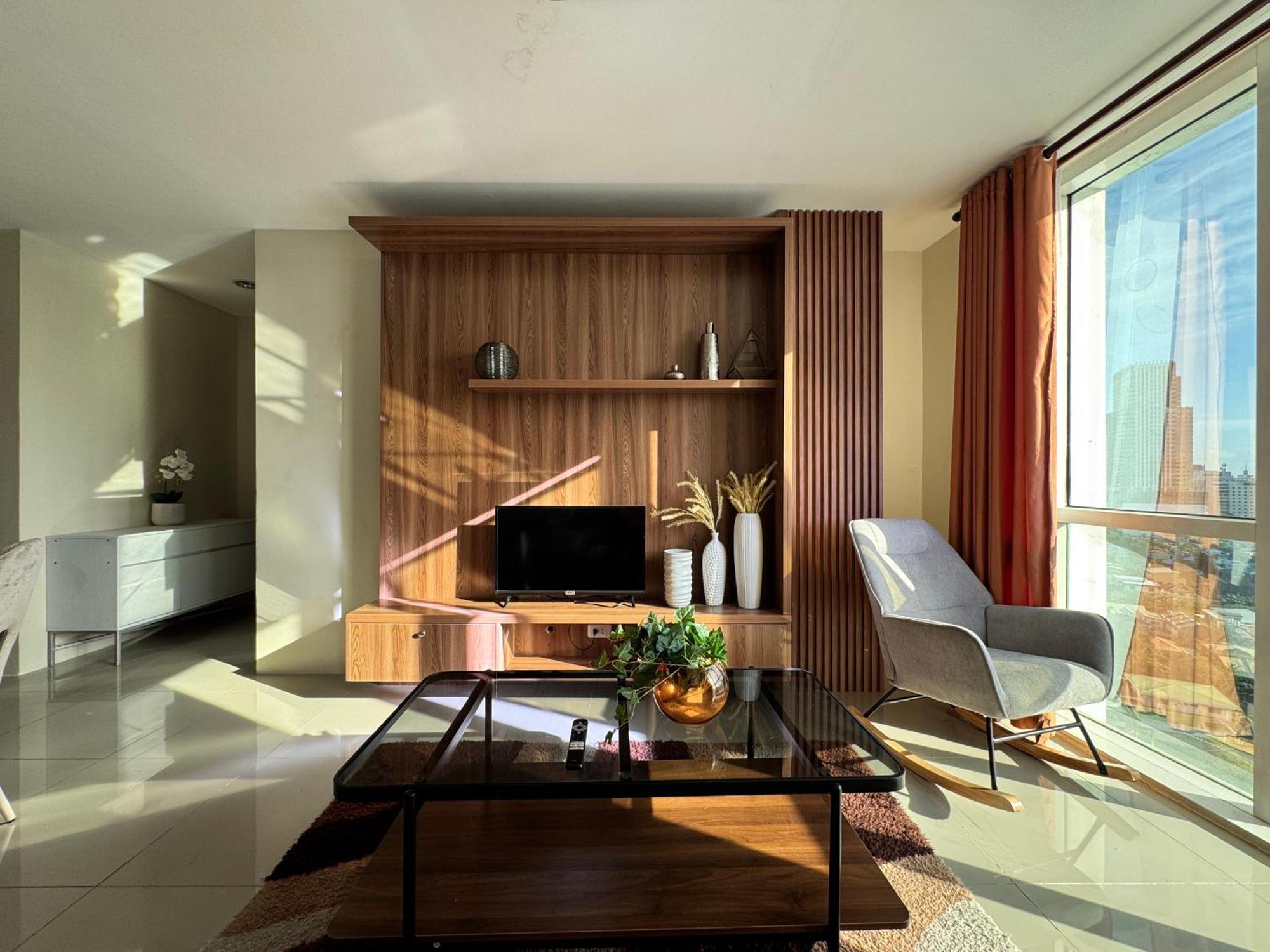 2-3bedroom Unit At The Padgett Place Tabok