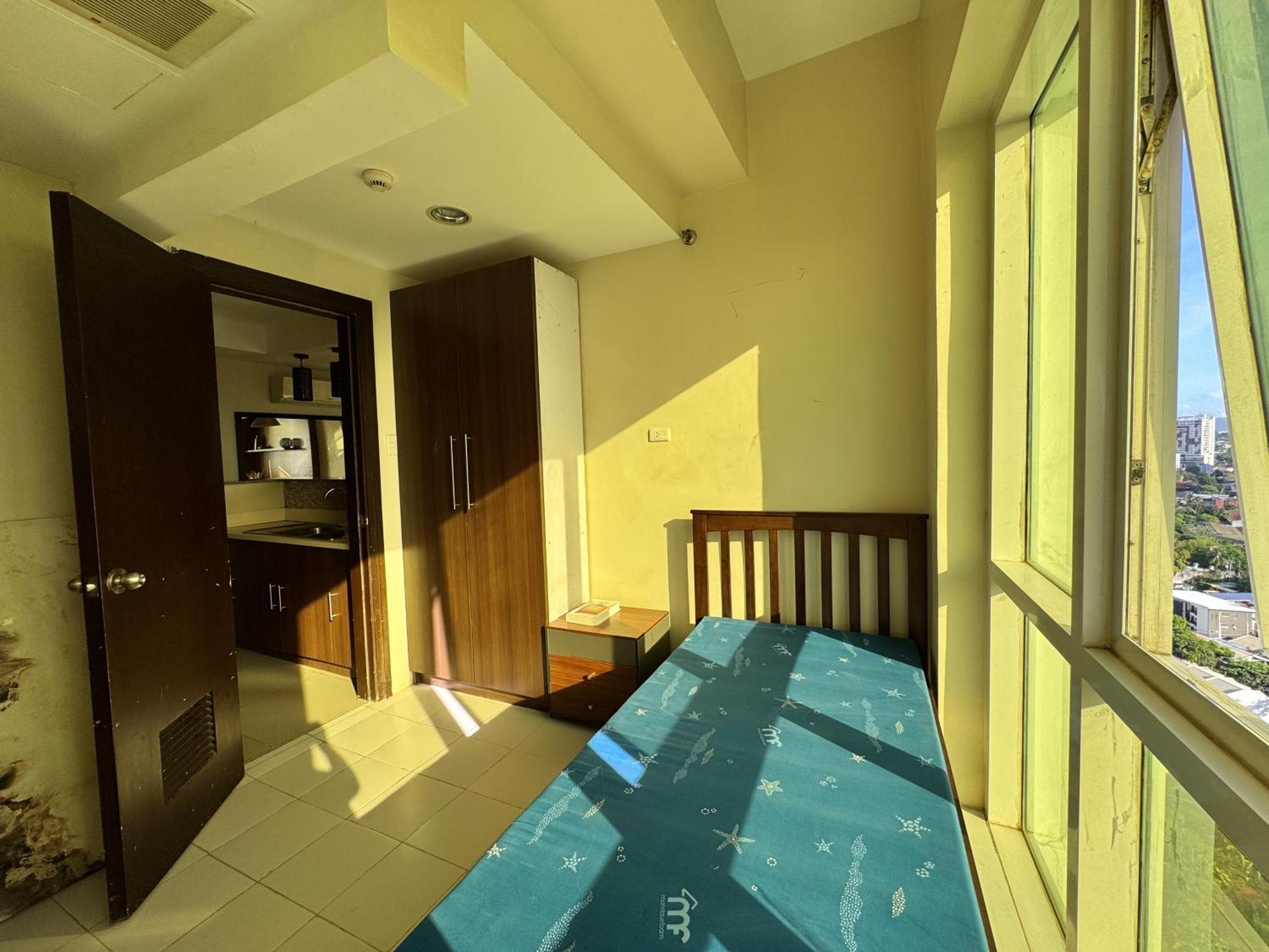 Apartment 2-3bedroom Unit At The Padgett Place *