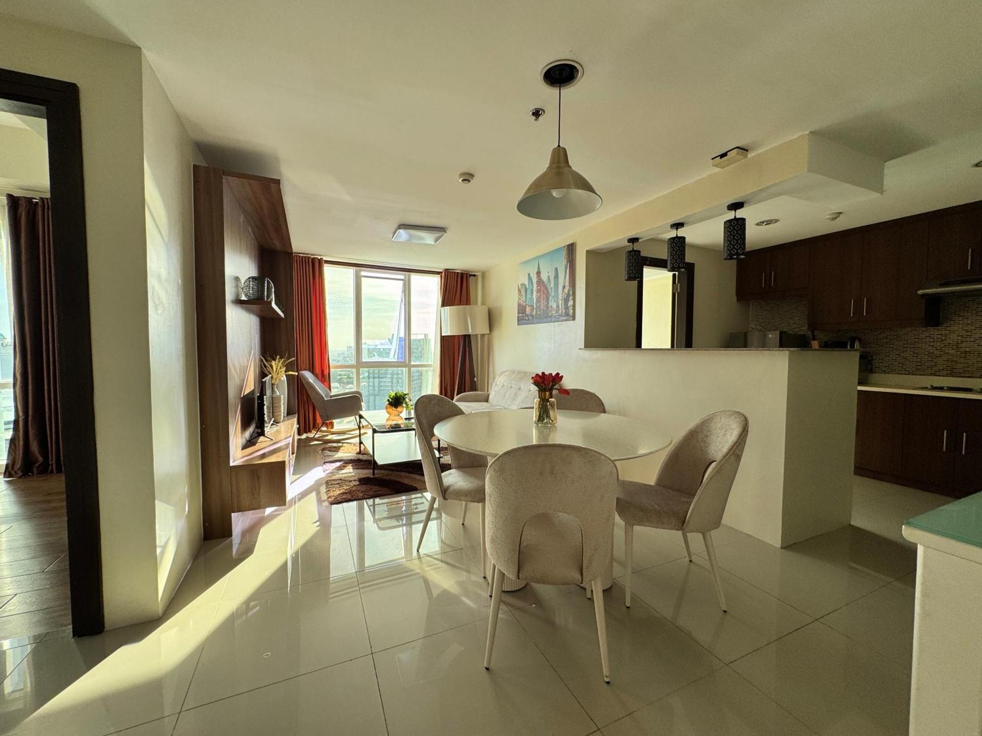 2-3bedroom Unit At The Padgett Place *