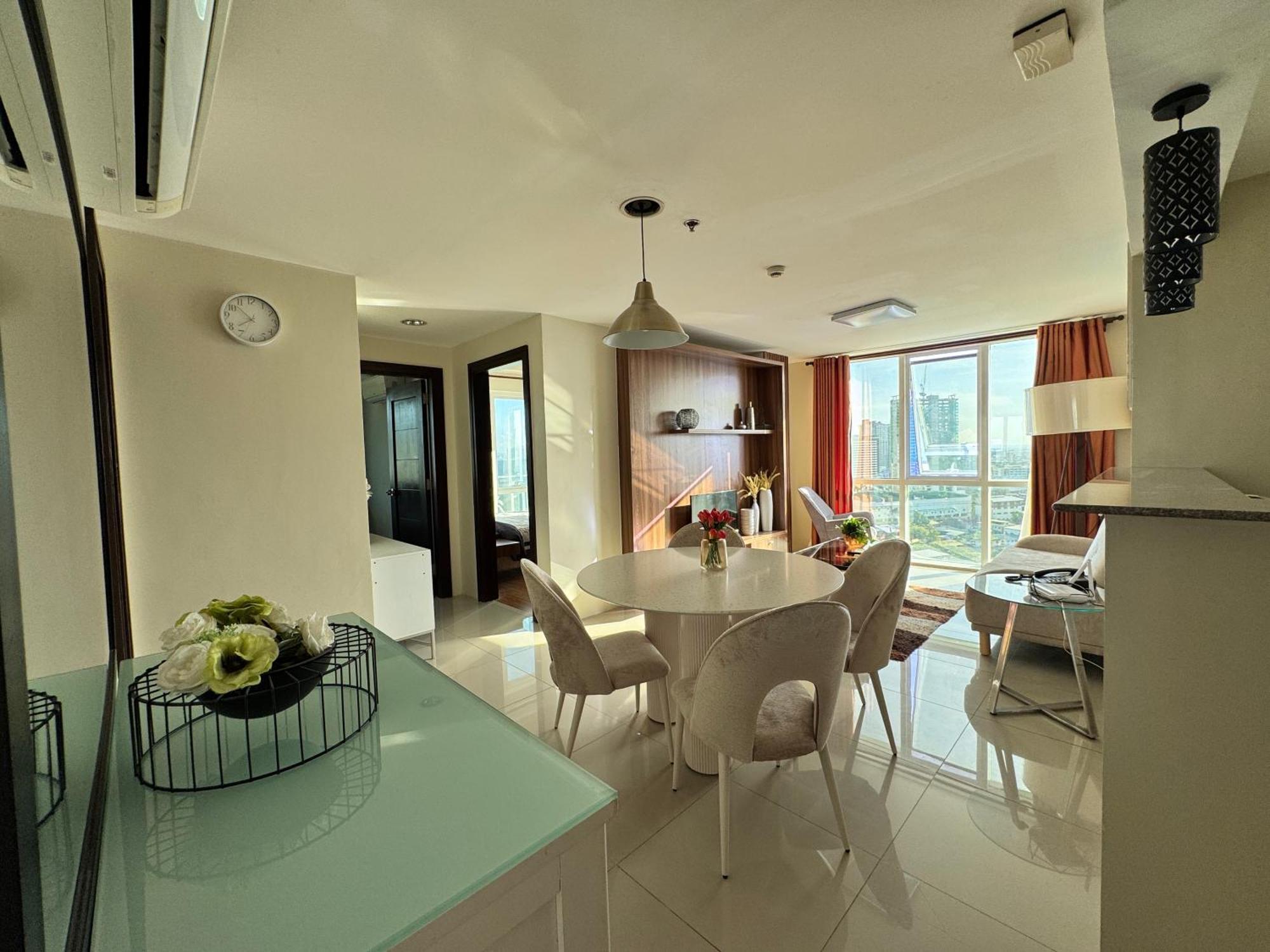 2-3bedroom Unit At The Padgett Place Apartment *