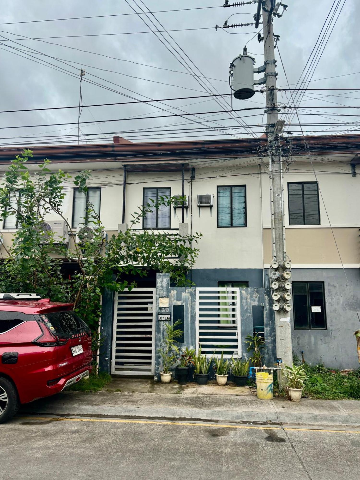 Affordable Fully Furnished House With 3 Bedroom For Family And Big Groups *