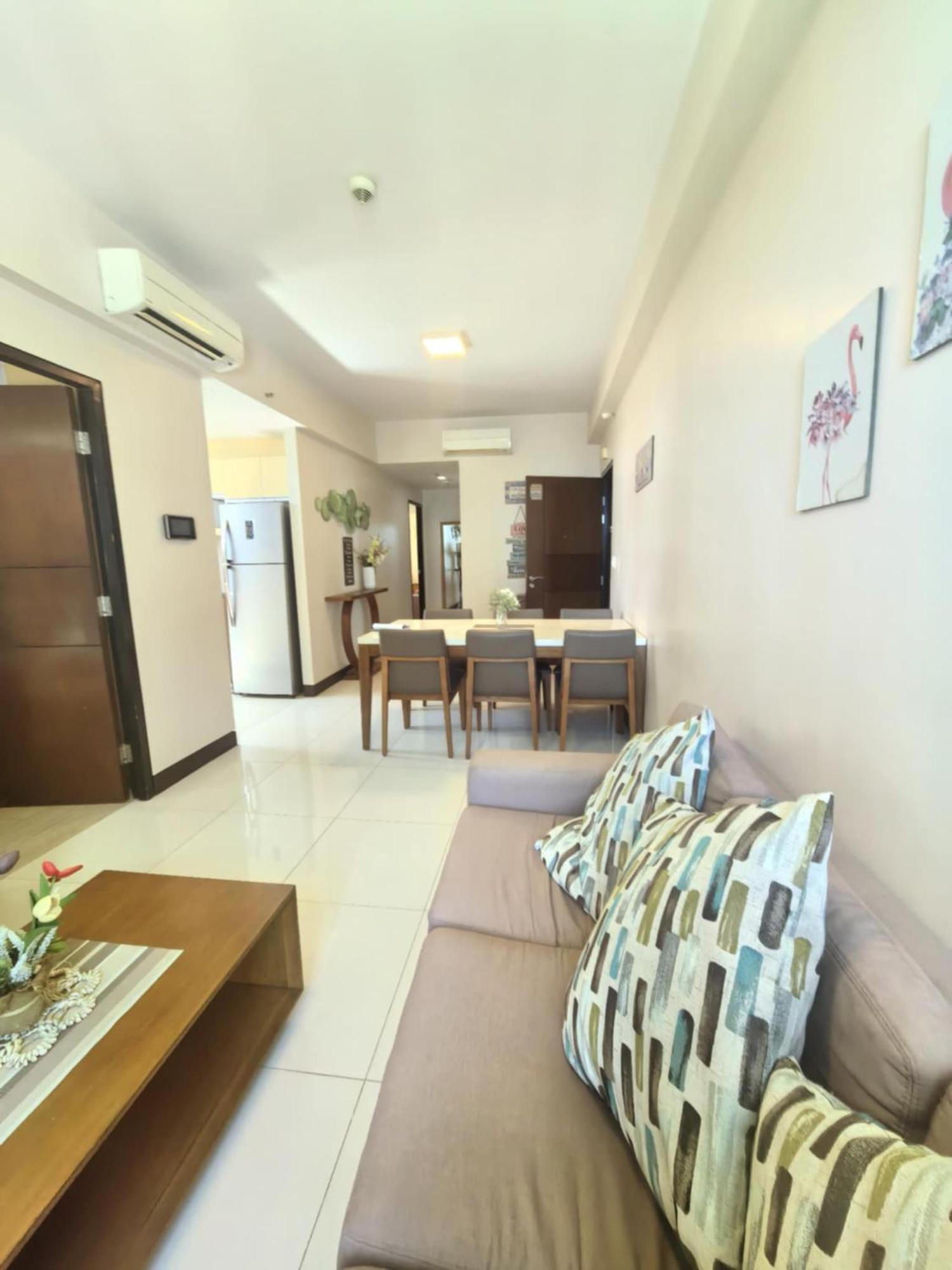 Mactan Newtown Staycation Apartment Lapu-Lapu City