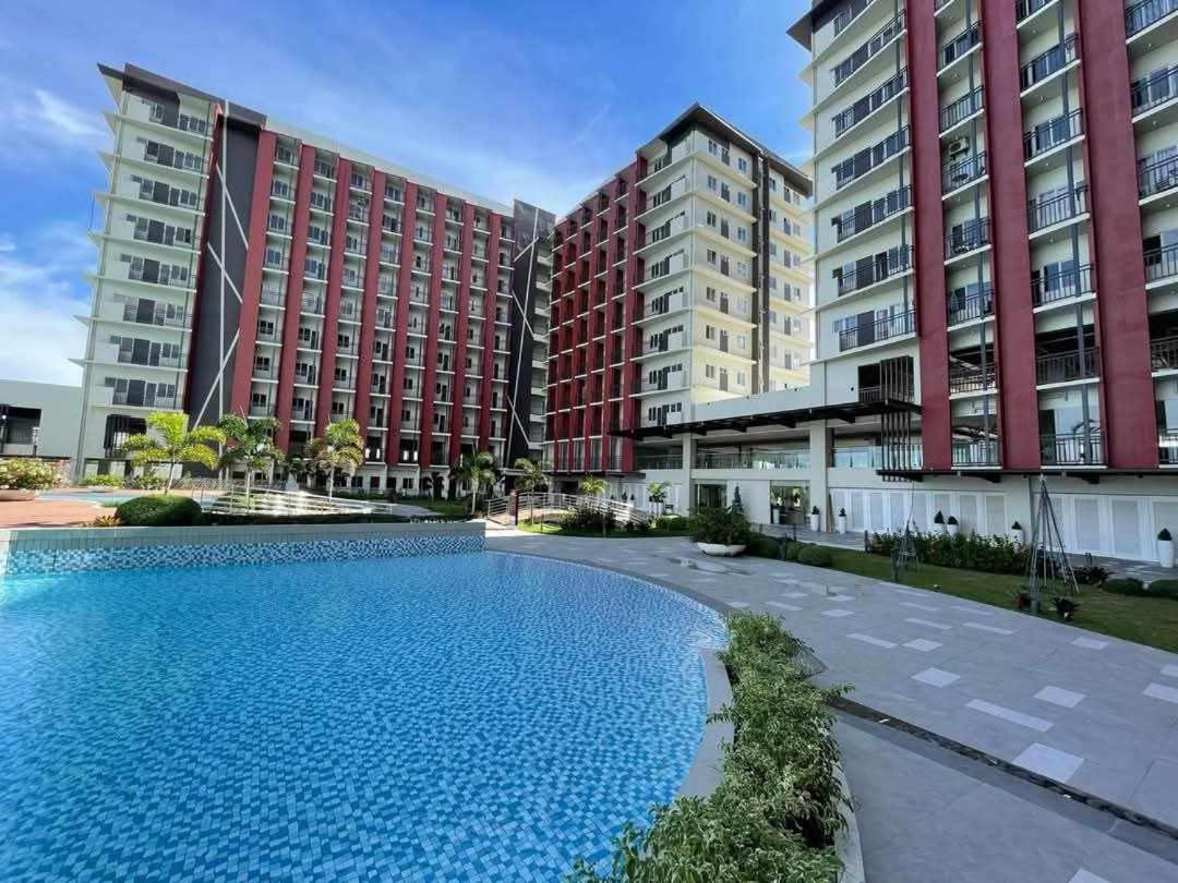 Aparthotel With Balcony In Lapu-lapu