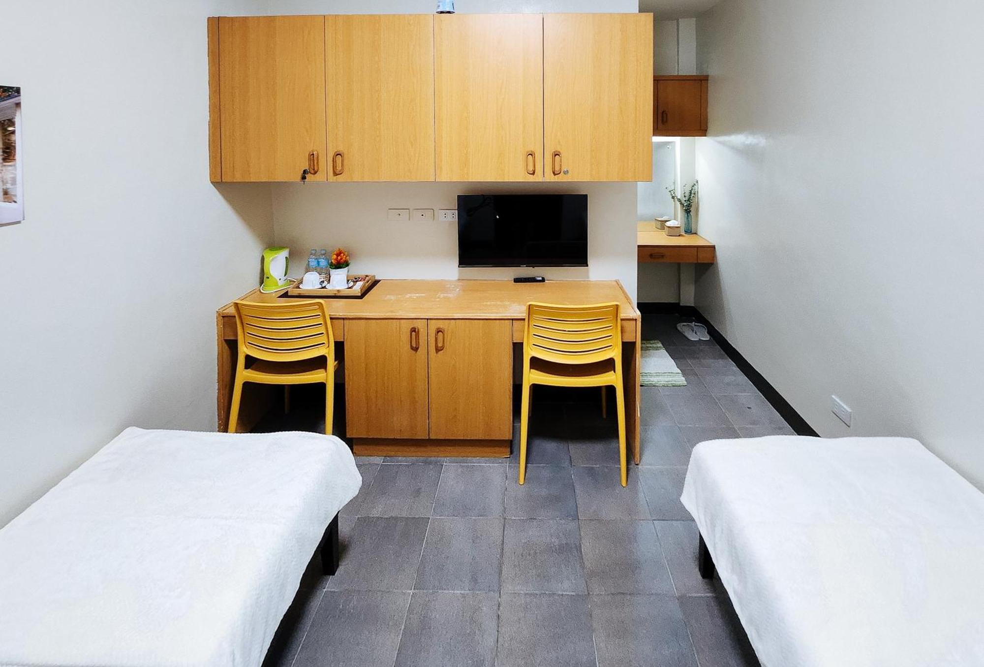 Hotel Aberdeen Haus In Mabolo