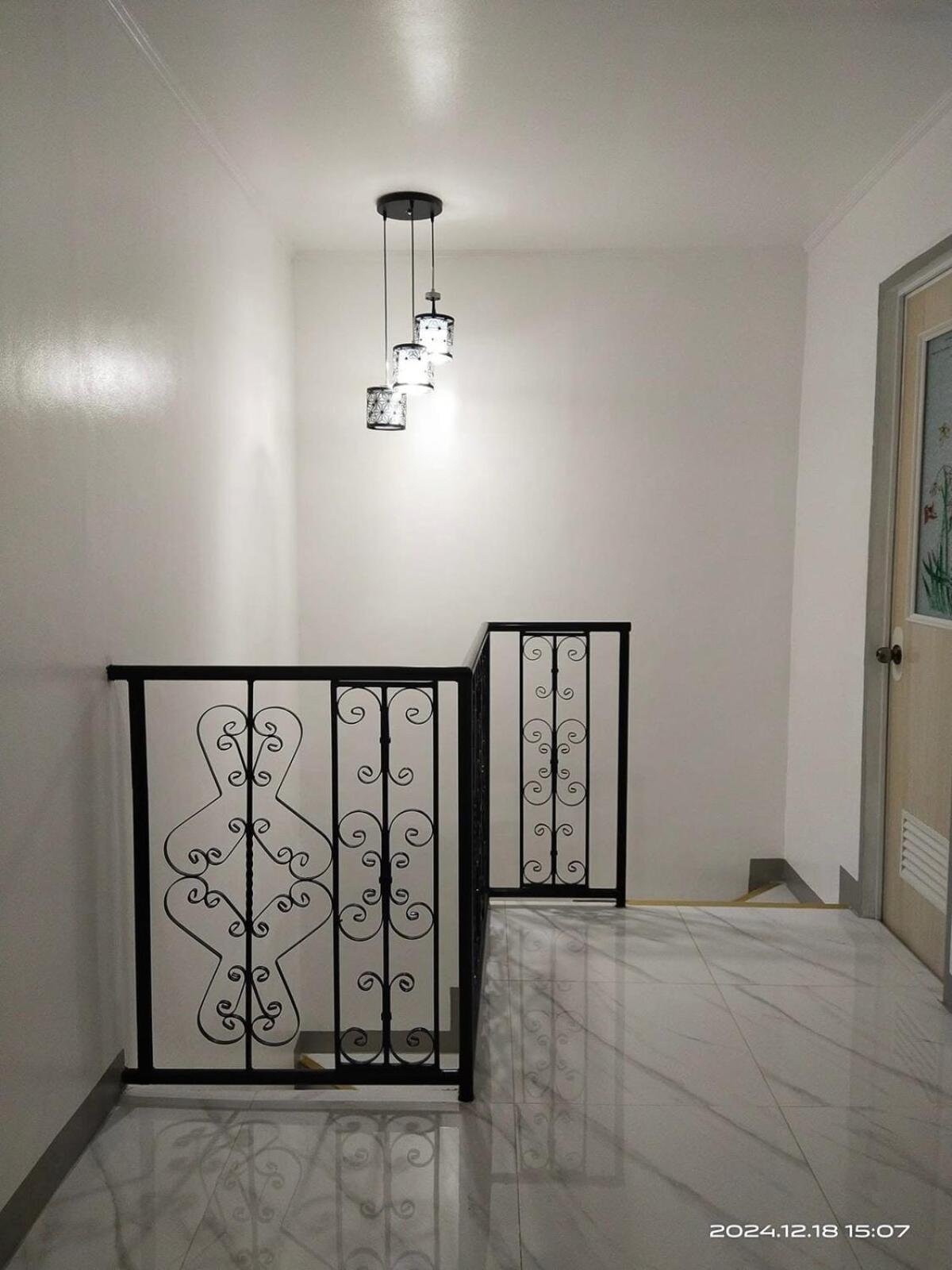 Richwood Two Story Townhome Compostela Breakfast Offered *