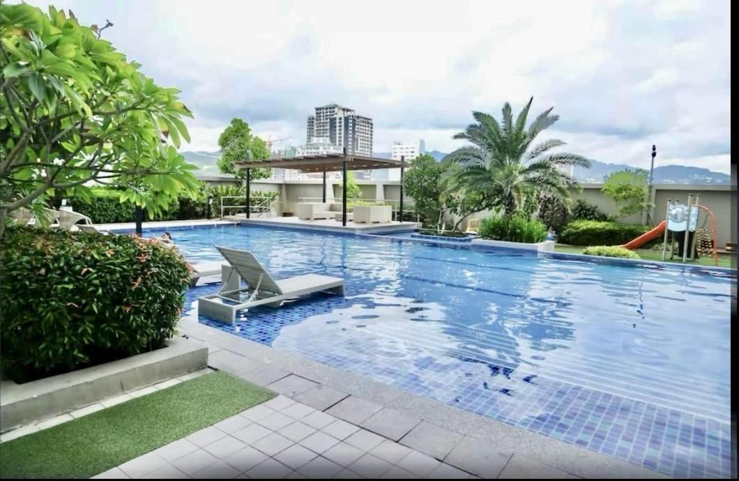 Hidden Gem At Cebu's Tallest Tower Aparthotel Cebu