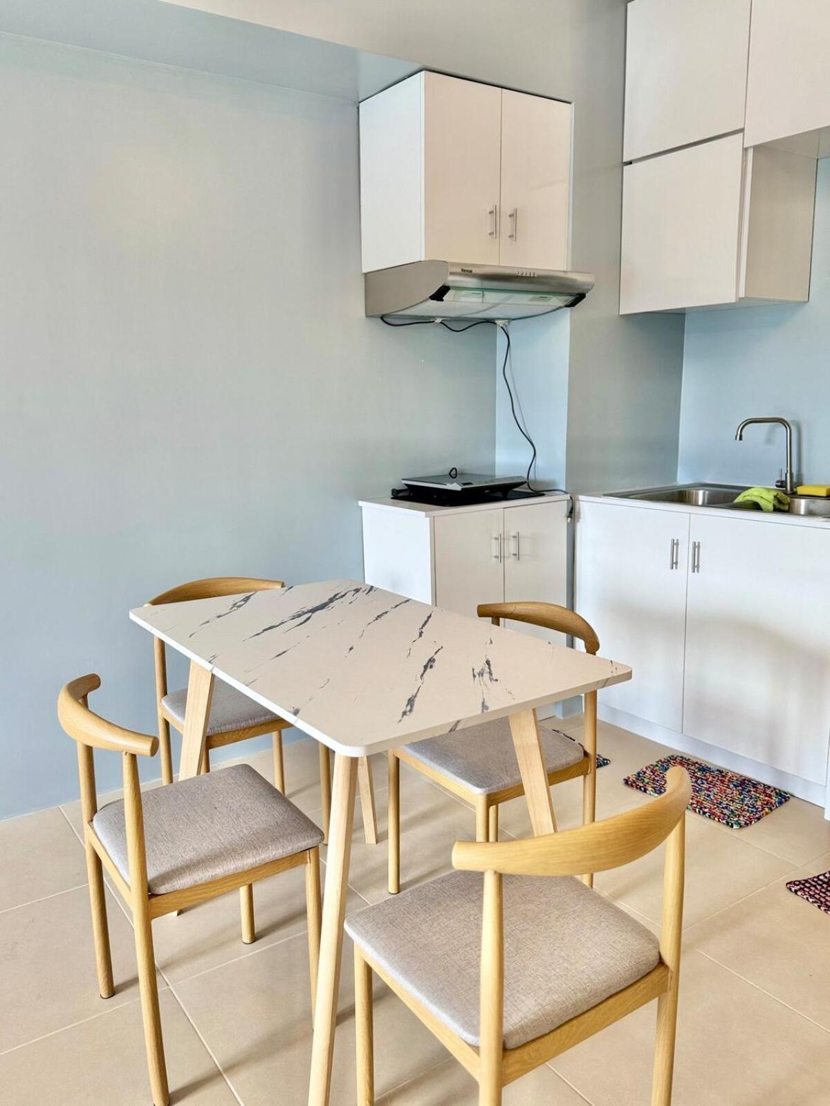 Serene 1 Bedroom By Hayahay *