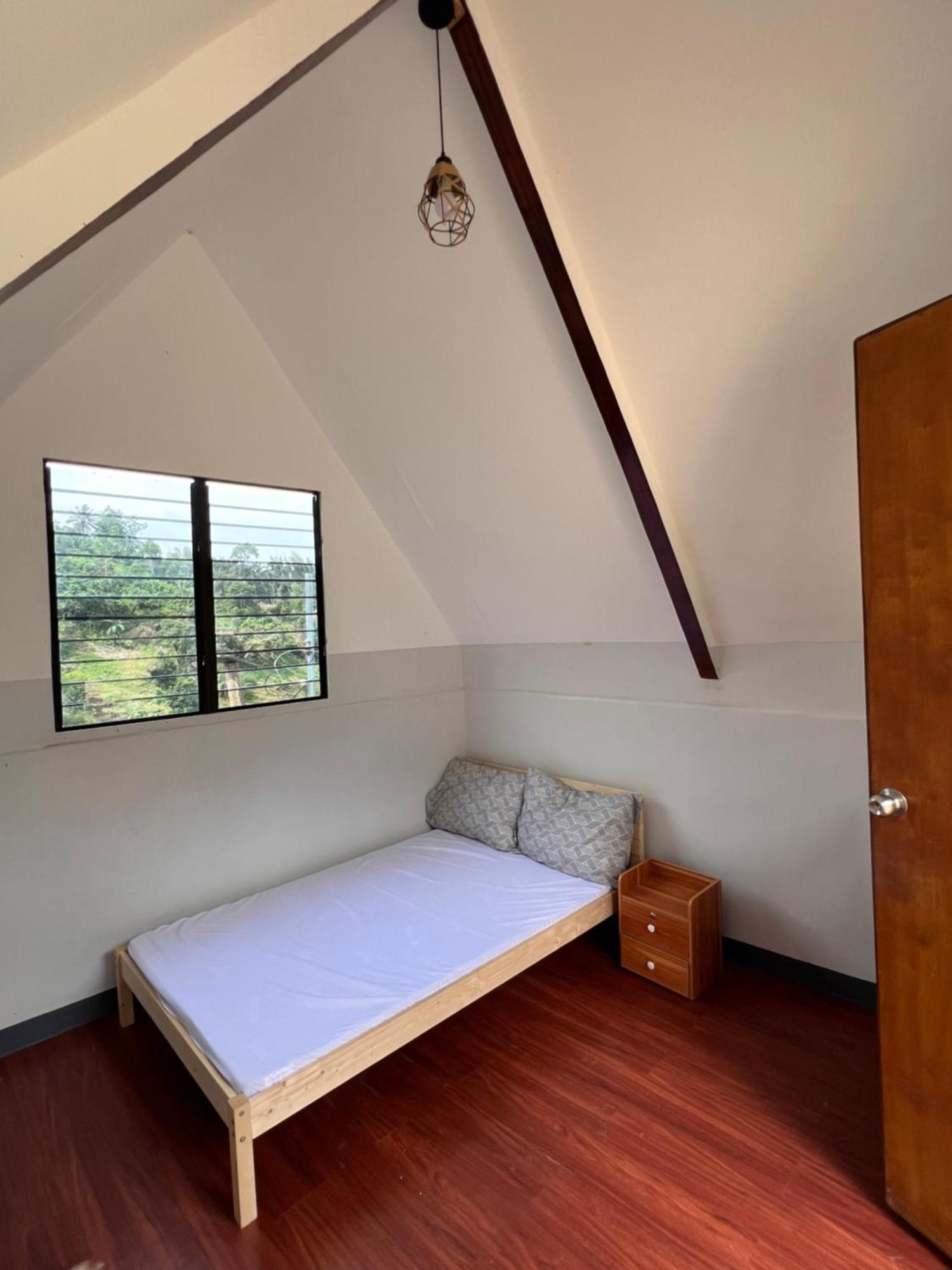 Hideout Sa Babag