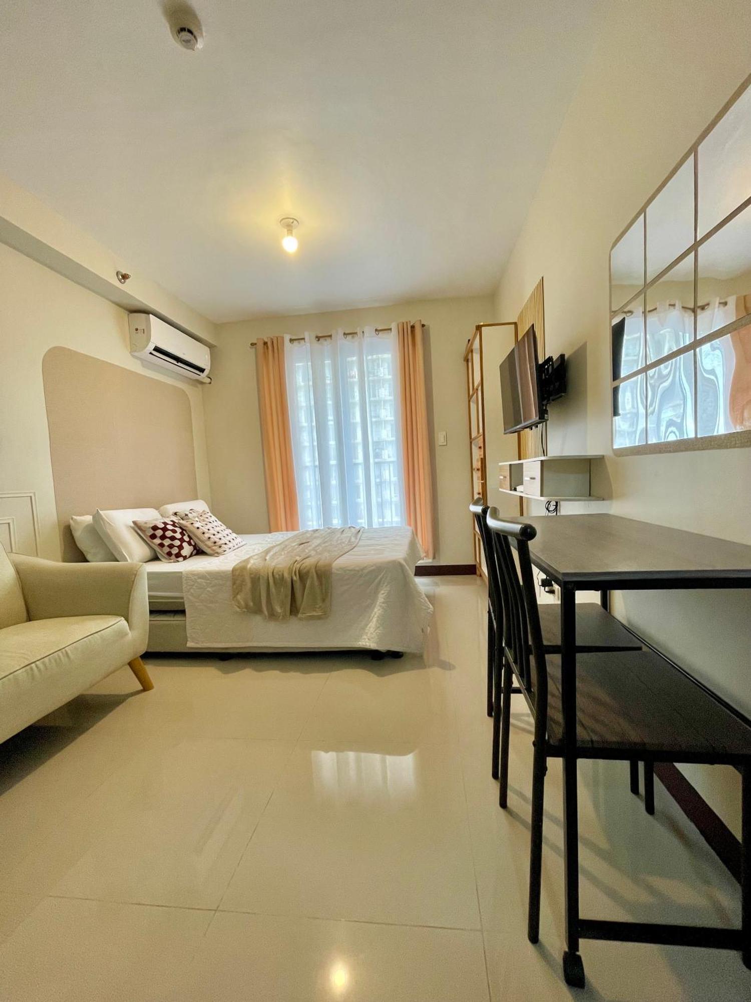 Aparthotel Affordable Staycation Near Airport And Suba Basbas