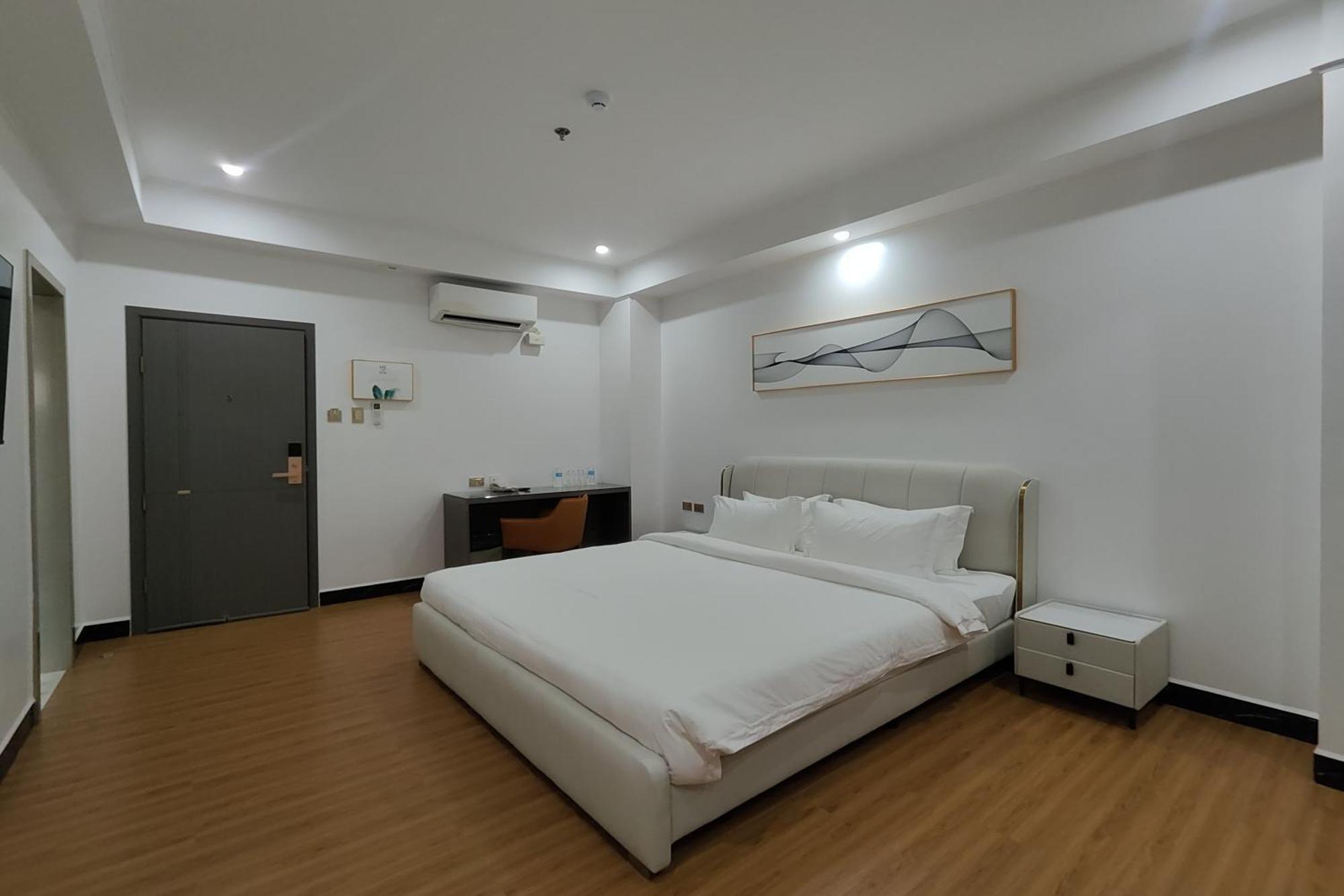 Mactan Grand Golden Near Airport Hotel