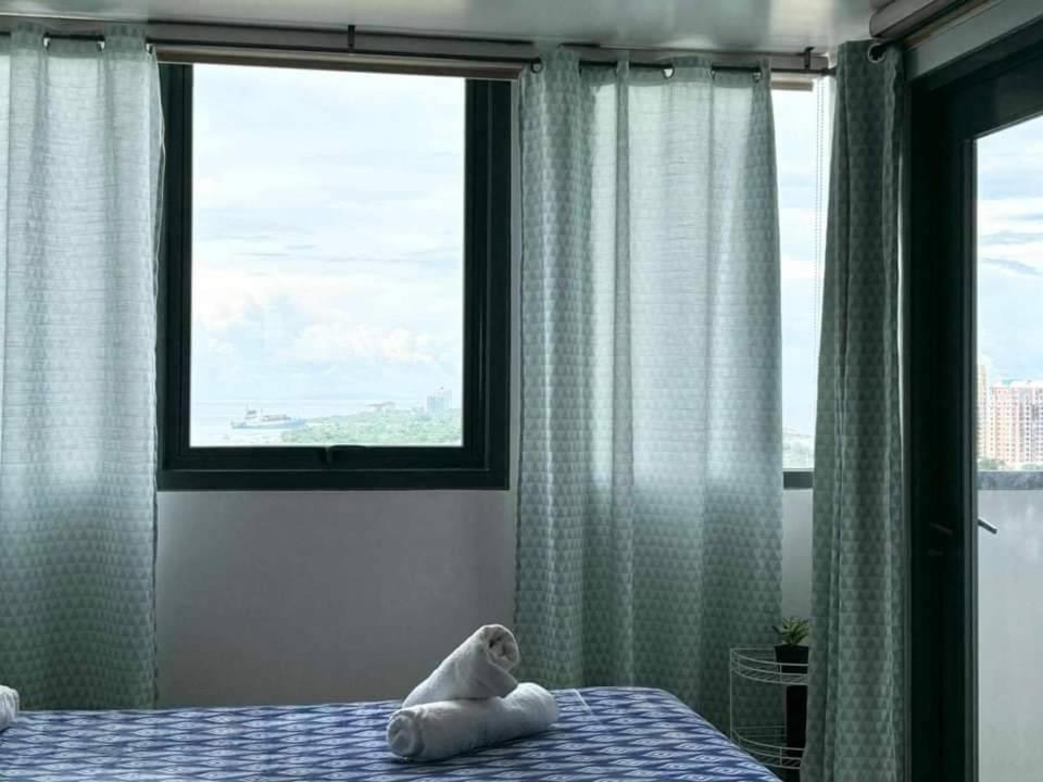 Staycation 10-15mins At Airport Apartment