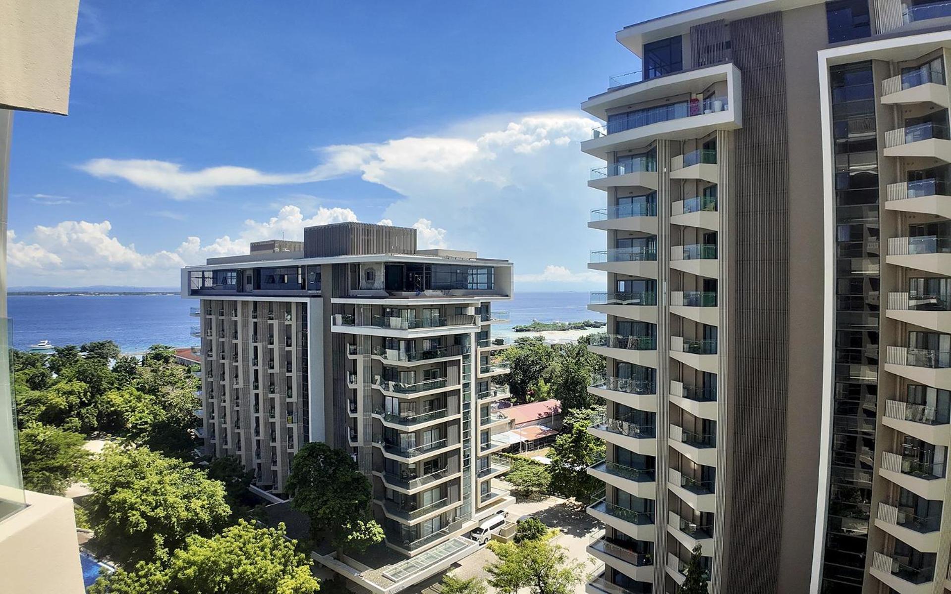 Apartment Dominiks Pink Dream Balcony Ocean View Balcony Fast-wifi At Tambuli High Floor Lapu-Lapu City