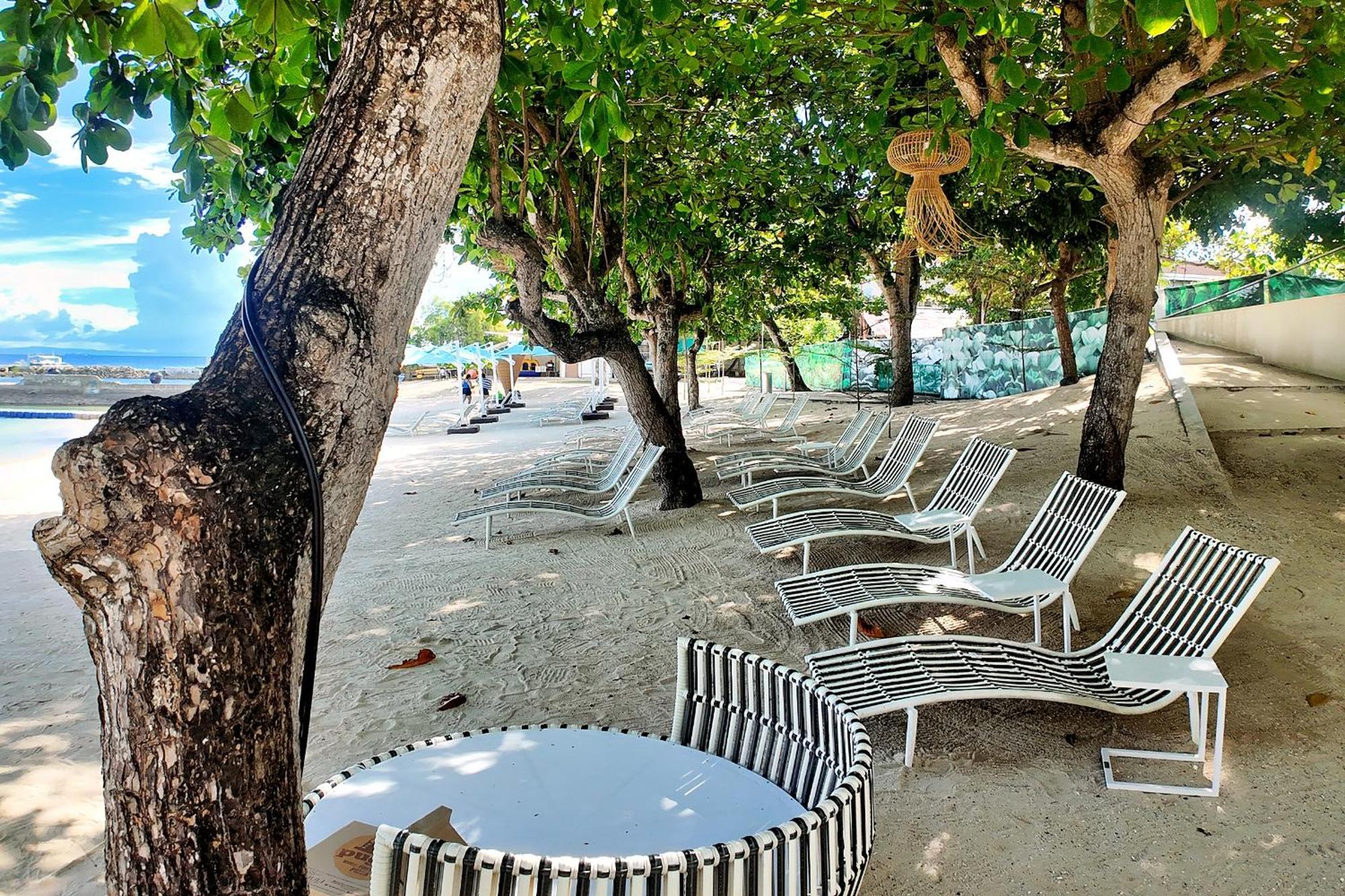 Dominiks Pink Dream Balcony Ocean View Balcony Fast-wifi At Tambuli High Floor *