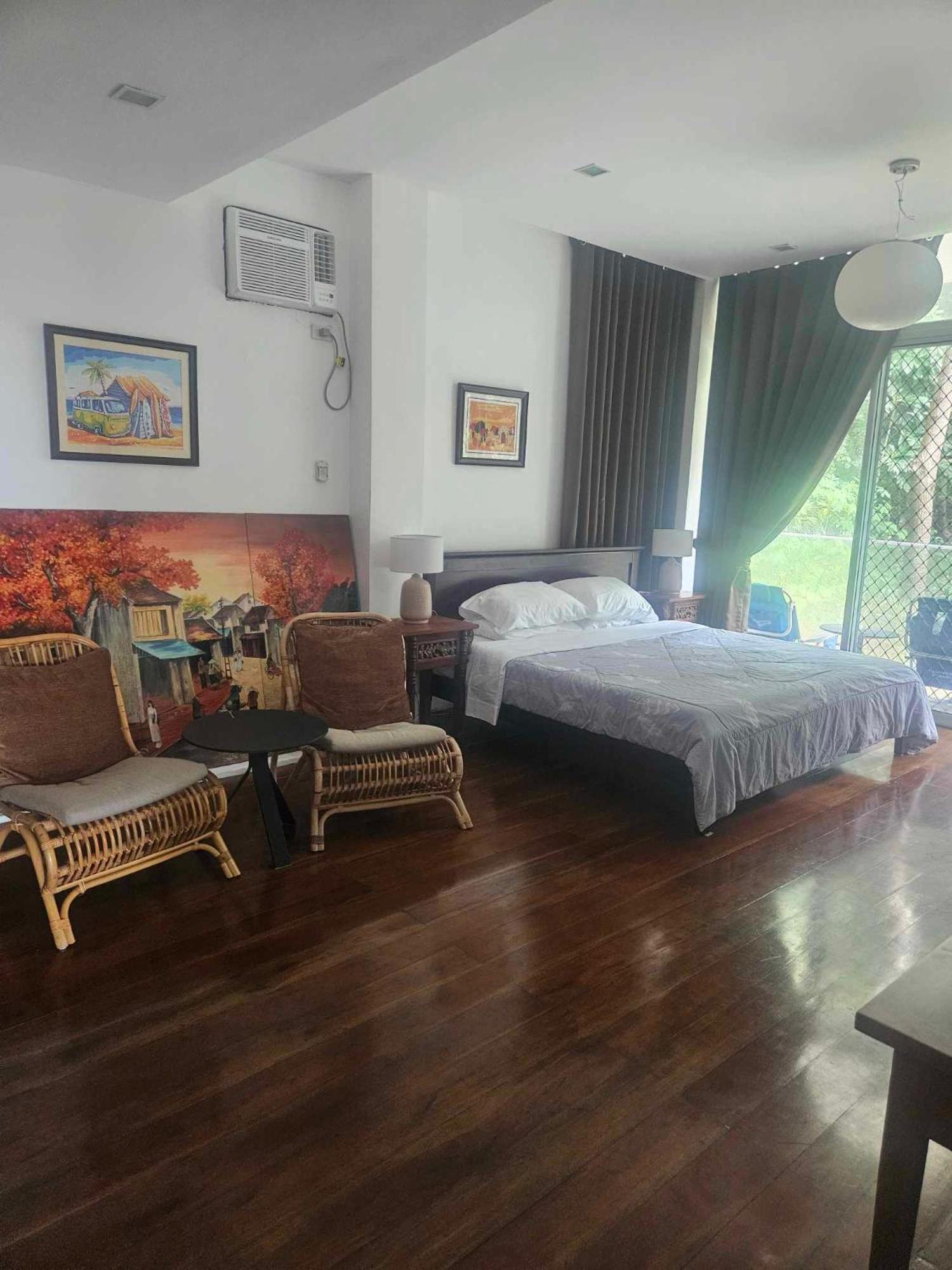 Bed & Breakfast A T Queen