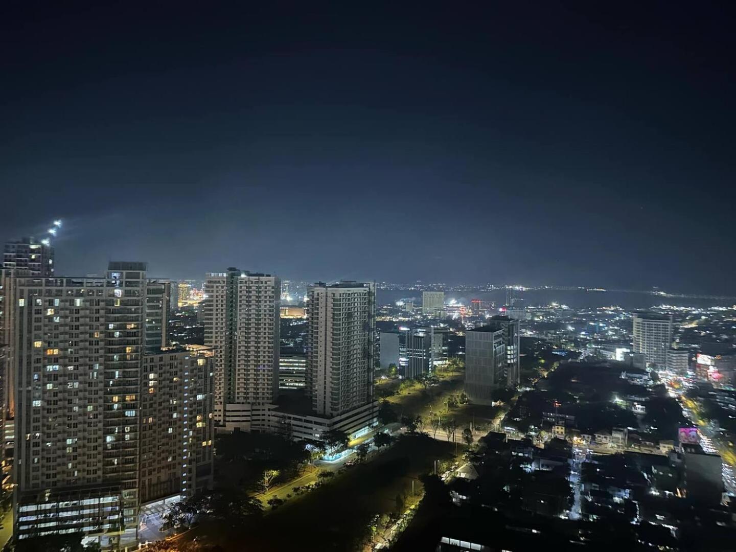 Aparthotel Near Ayala In Cityscape Grand Tower *