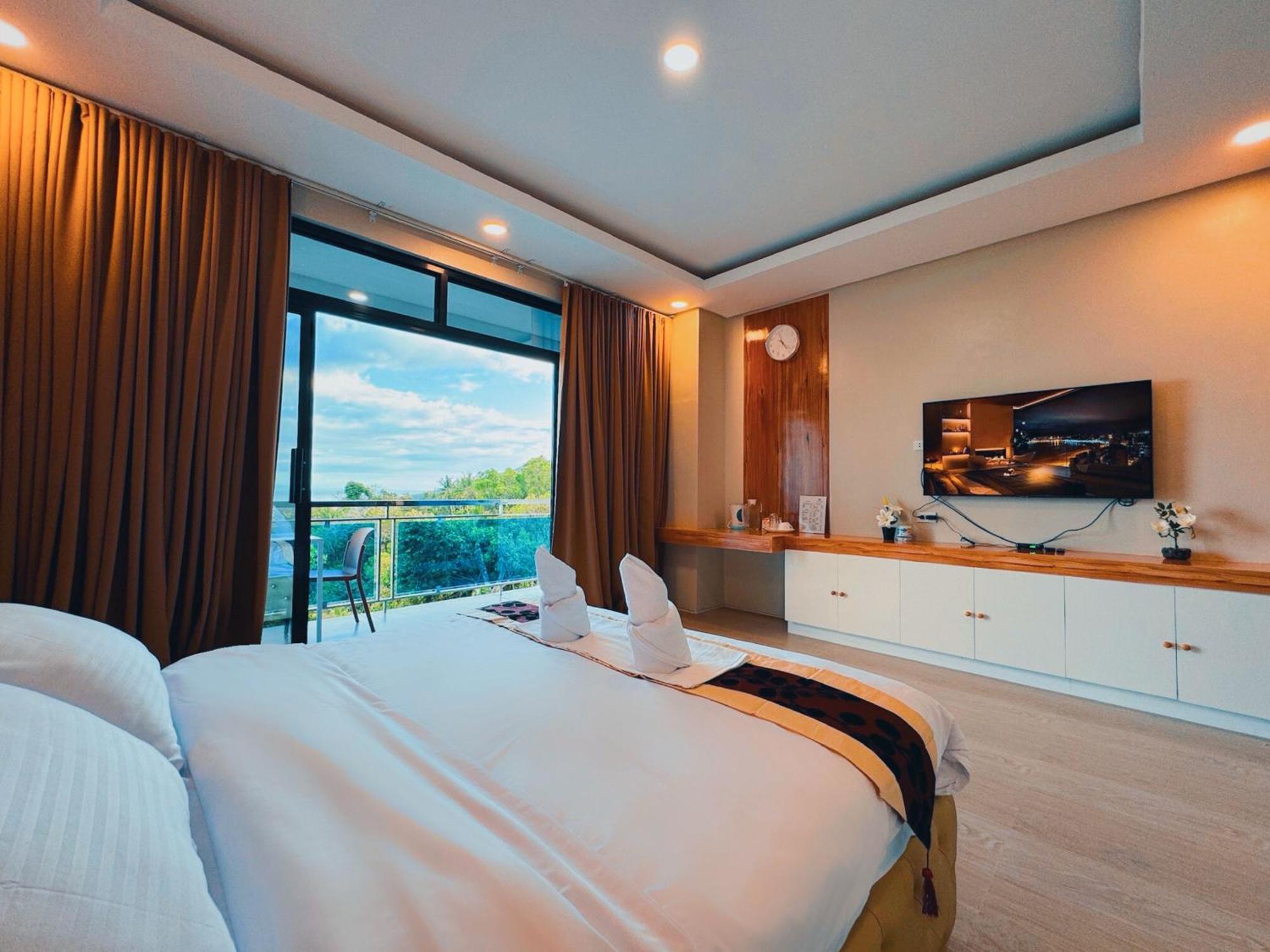 De Cairos Mountain And Ocean View Boljoon
