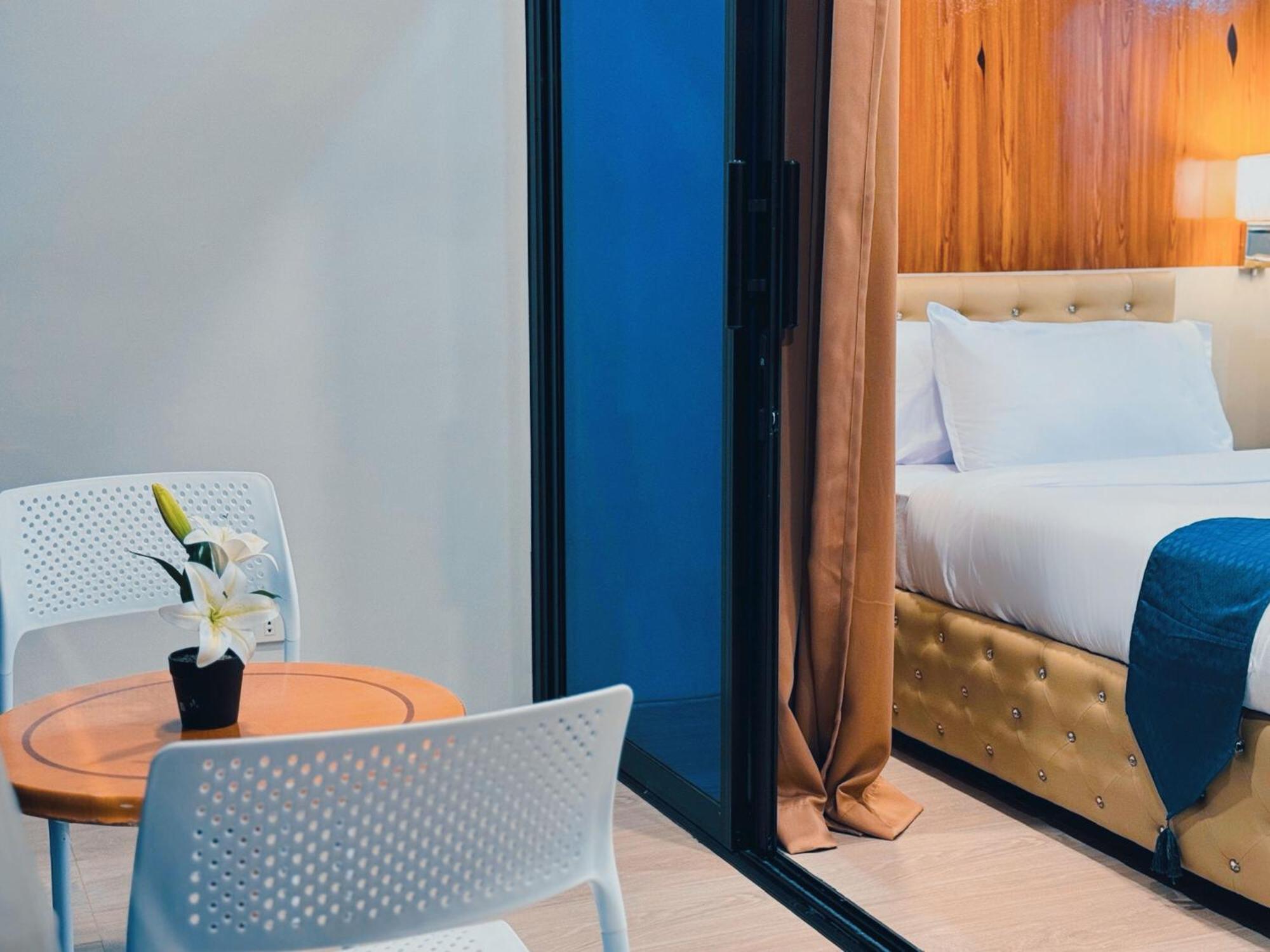 De Cairos Mountain And Ocean View Resort