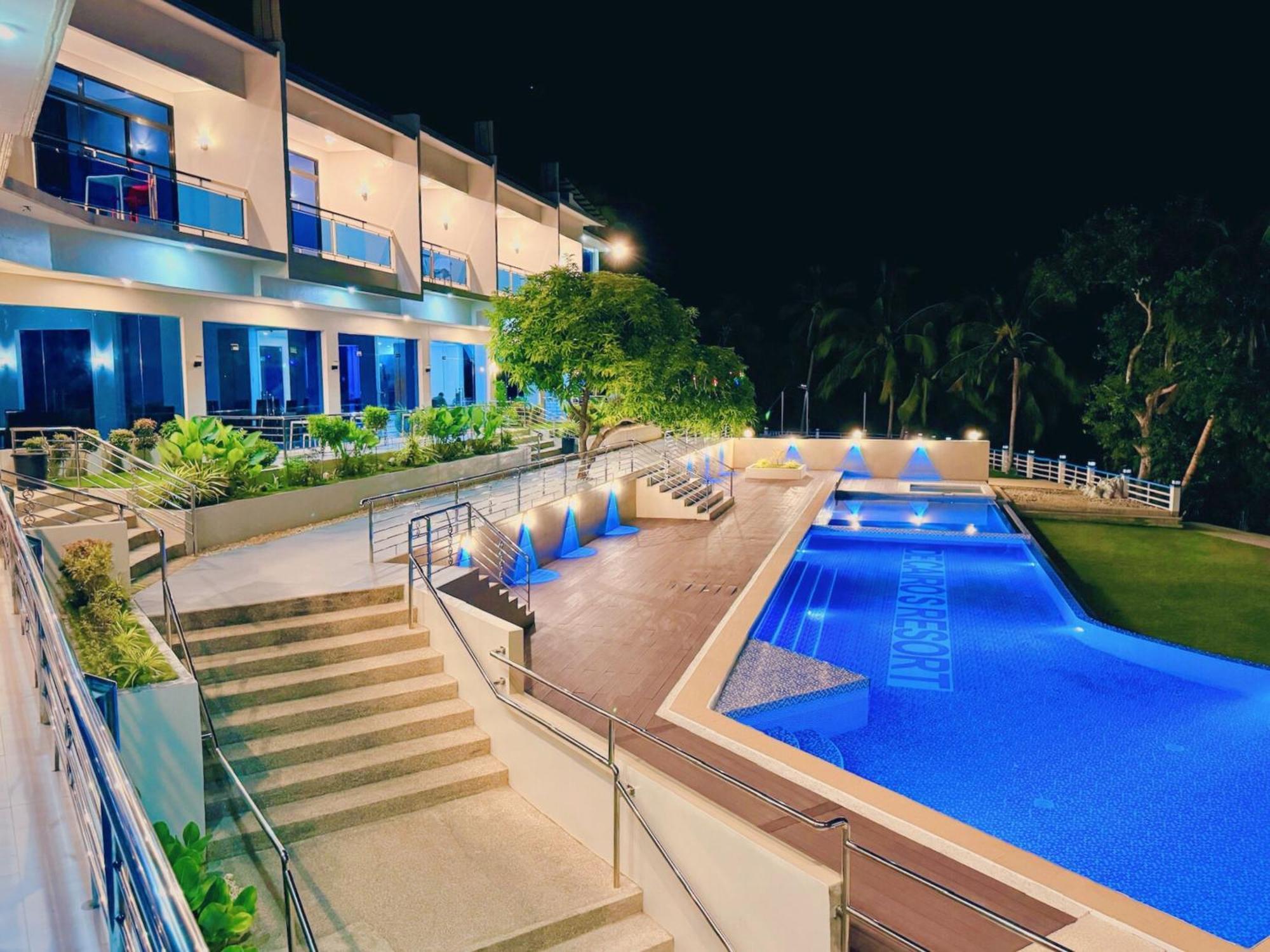 Resort De Cairos Mountain And Ocean View