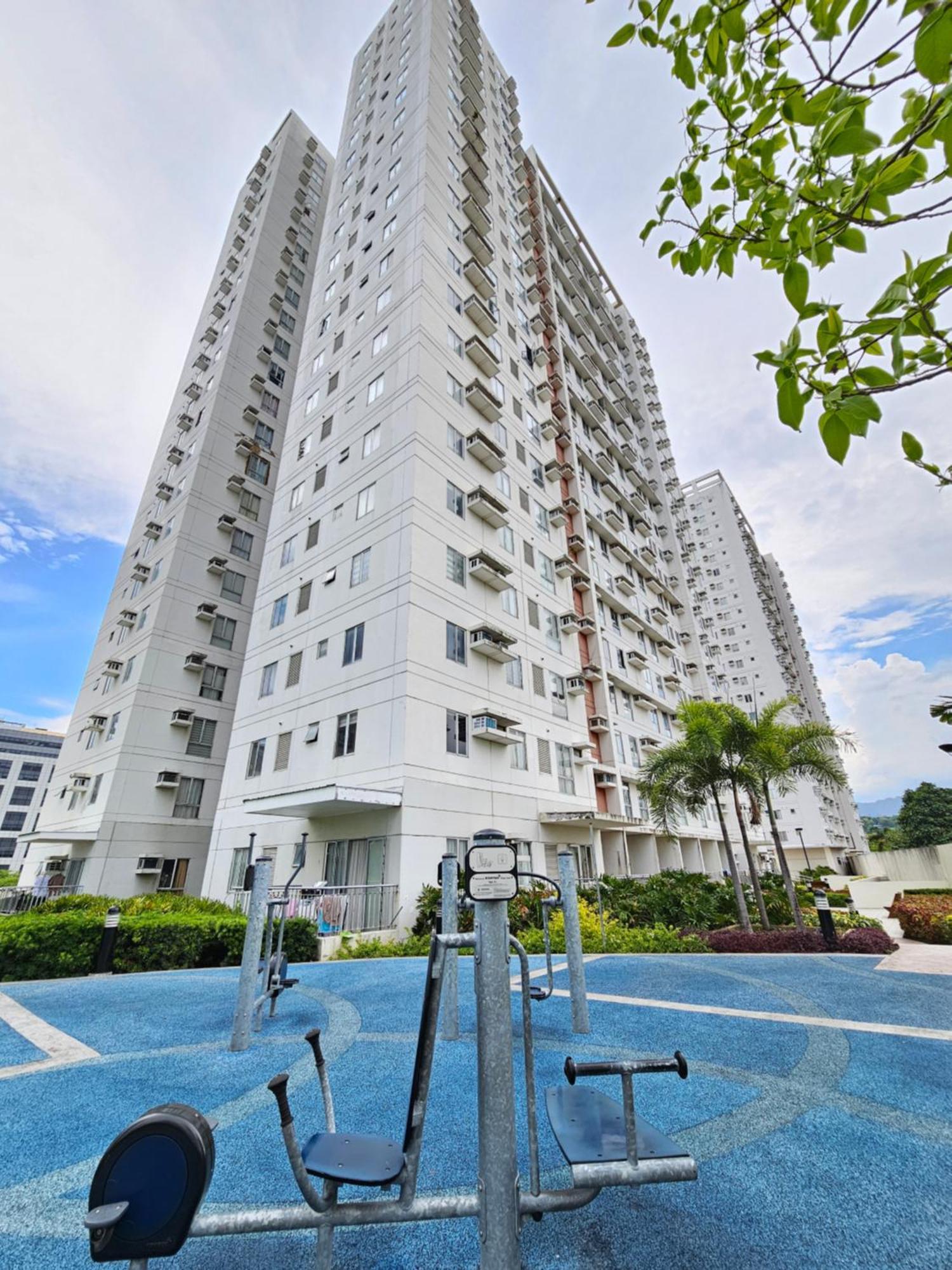 20th Floor 1br It Park Unit Across Sugbo Mercado *