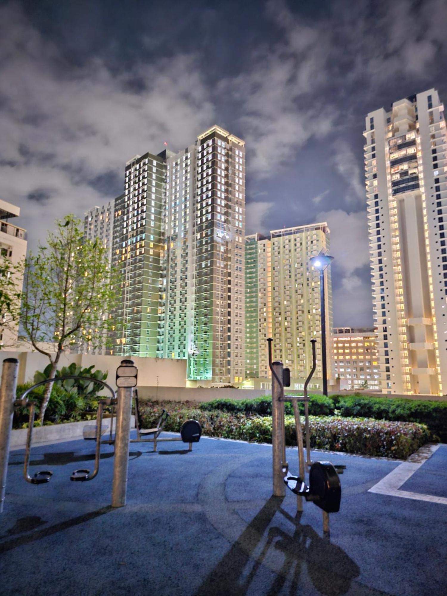 Apartment 20th Floor 1br It Park Unit Across Sugbo Mercado *