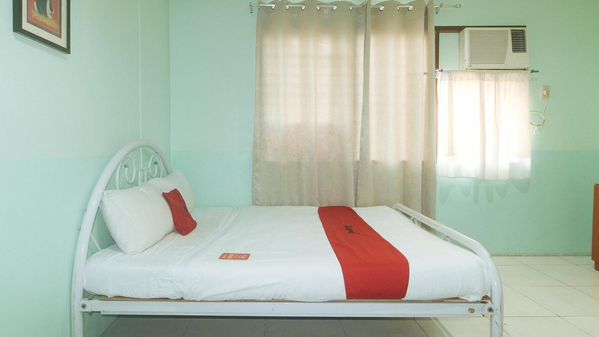 Hotel Reddoorz At Maanyag House Mandaue 2*