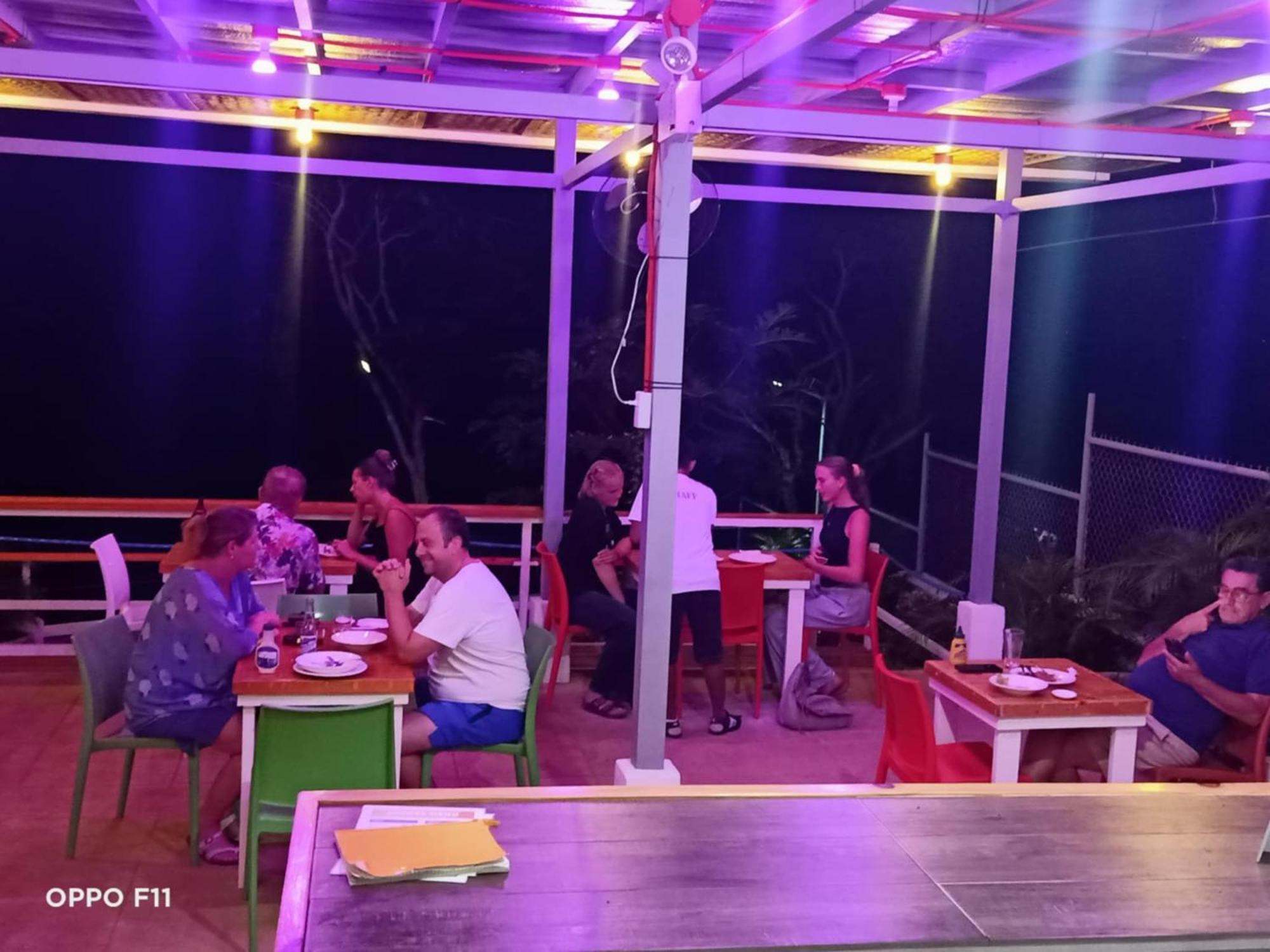 Tulang Diot View And Turtle Haven Guest house Poro