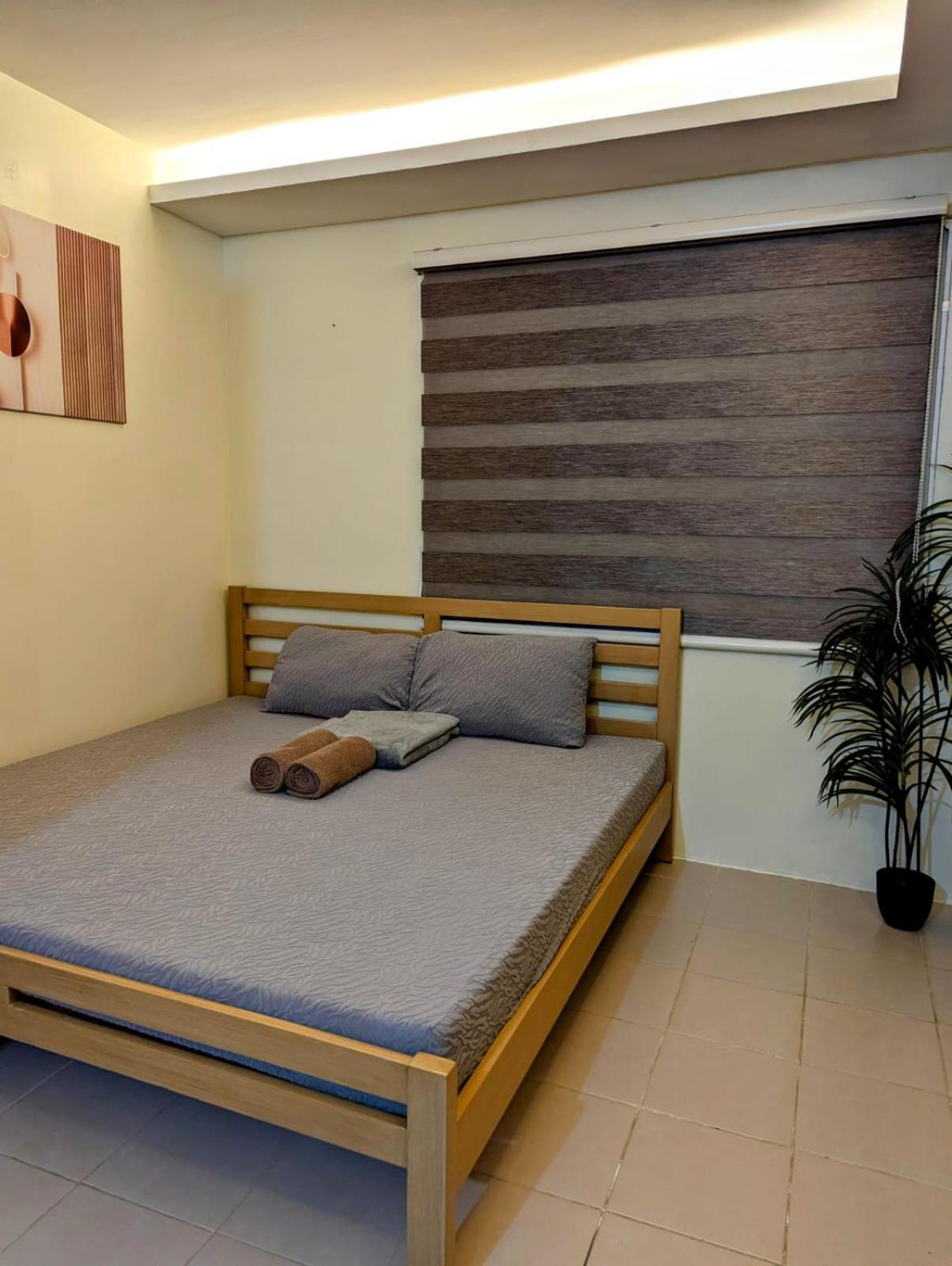 King Bed, Big Kitchen, Fast Wifi, Near Airport Hostel Lapu-Lapu City