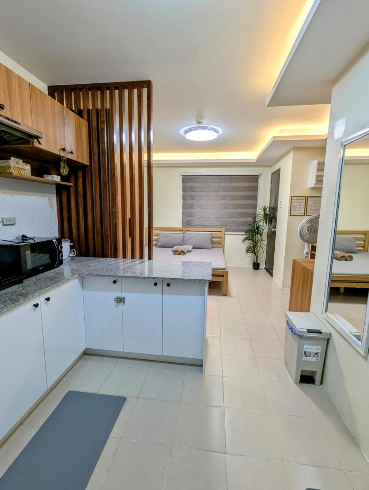 Hostel King Bed, Big Kitchen, Fast Wifi, Near Airport Lapu-Lapu City