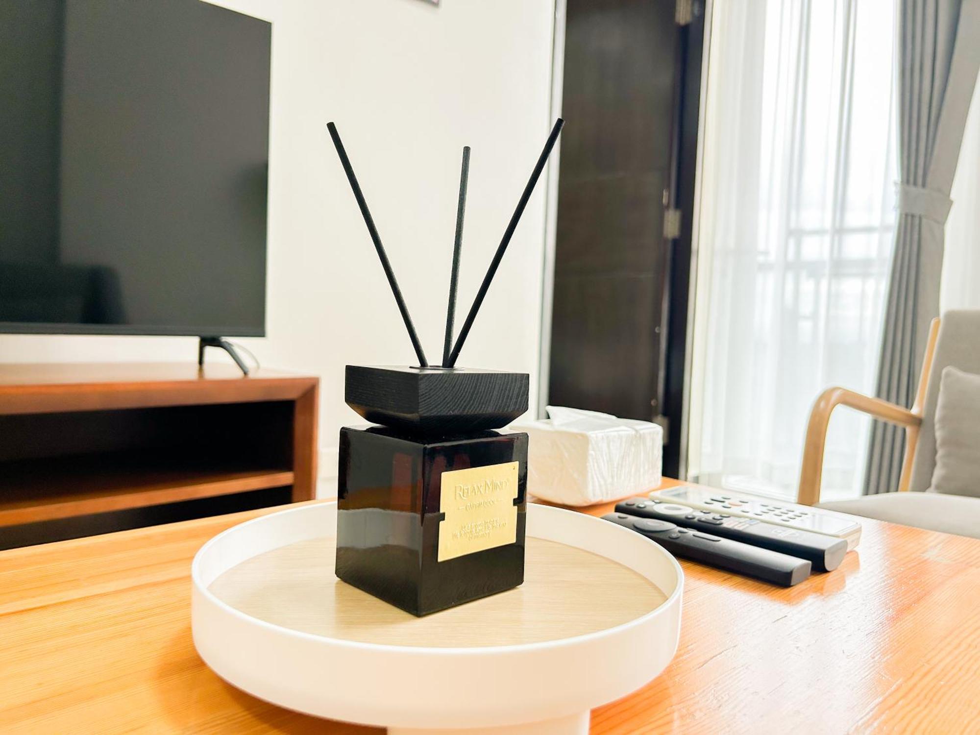 Stylish 1br In Opr