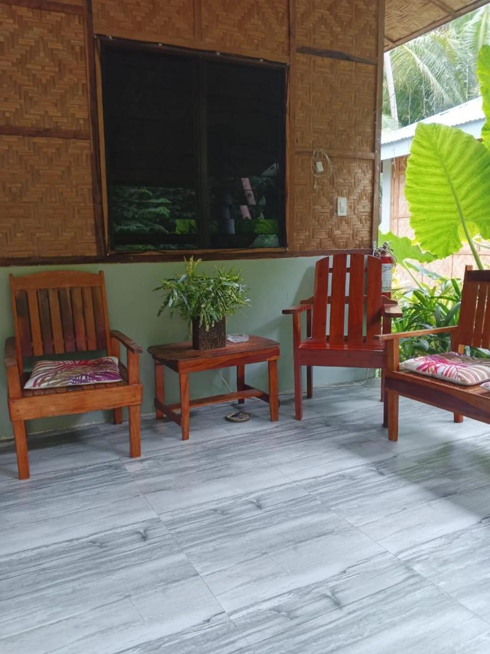 House Banaba Tree * Samboan