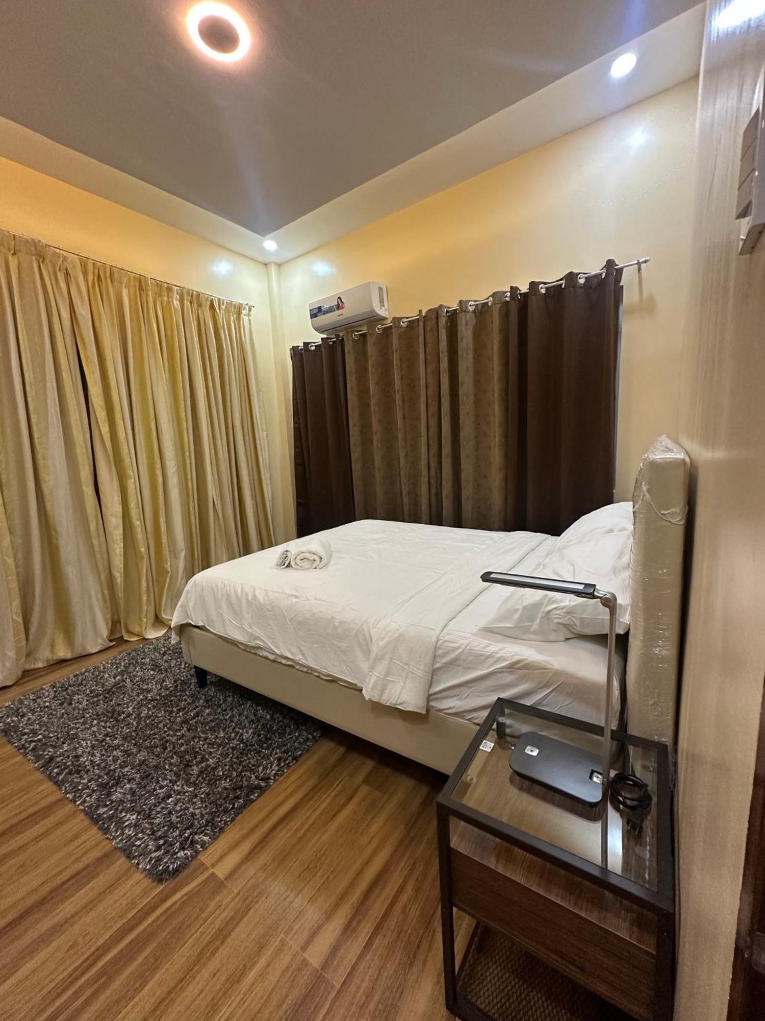 Jenny's White Haven Guest house San Francisco (Cebu)