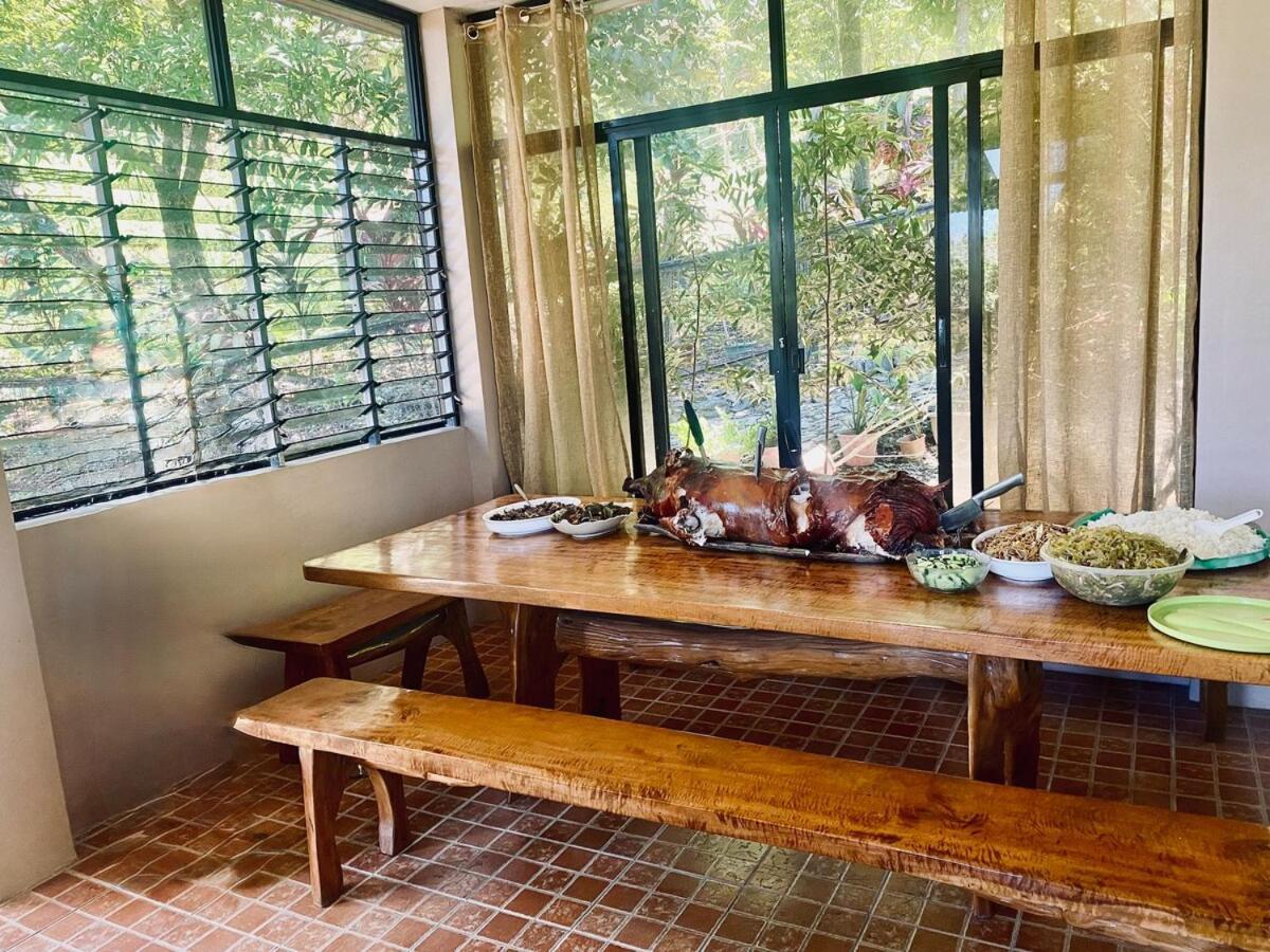 Private Nature Abode Near Beaches And Springs Bahay bakasyunan