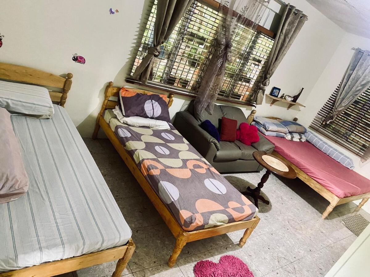 Bahay bakasyunan Private Nature Abode Near Beaches And Springs Tabogon